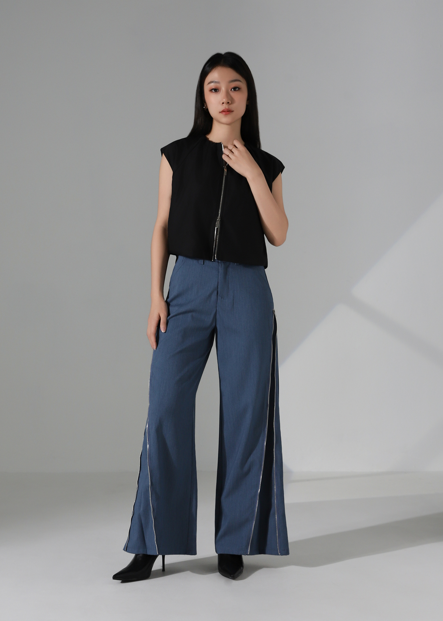 Front Zip Cap Sleeve Top AC248