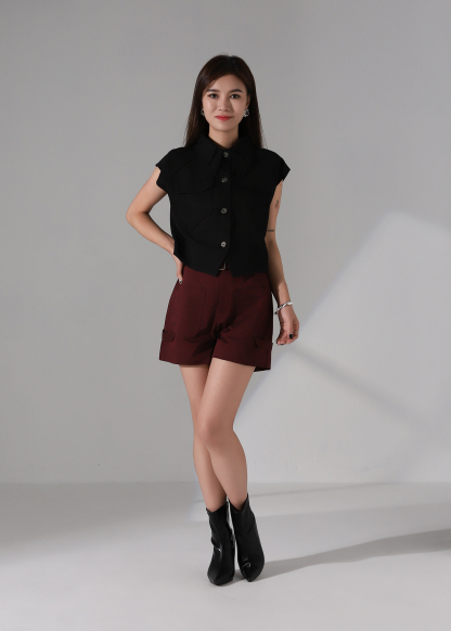 Sleeveless Front Button Top DJ138