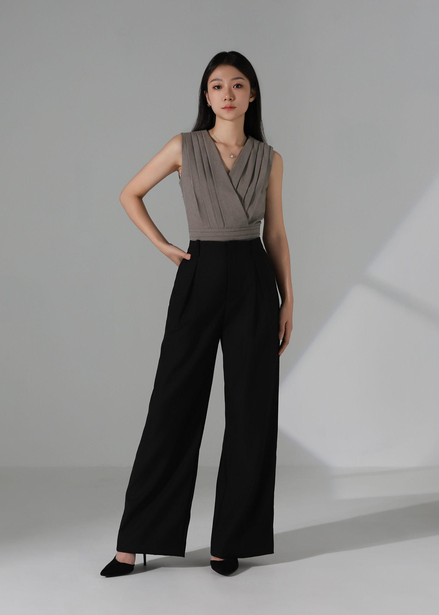 Sleeveless Pleated Wrap Top AC273