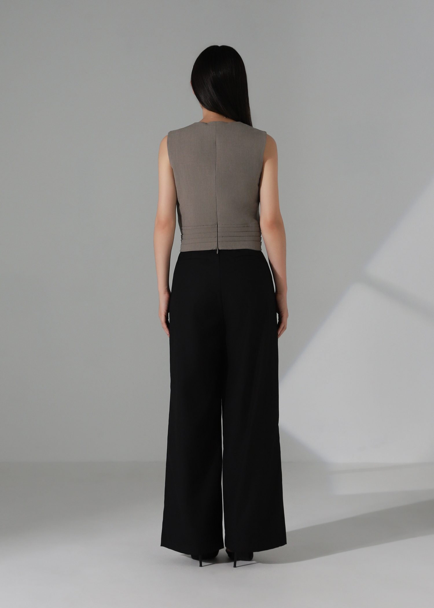 Sleeveless Pleated Wrap Top AC273