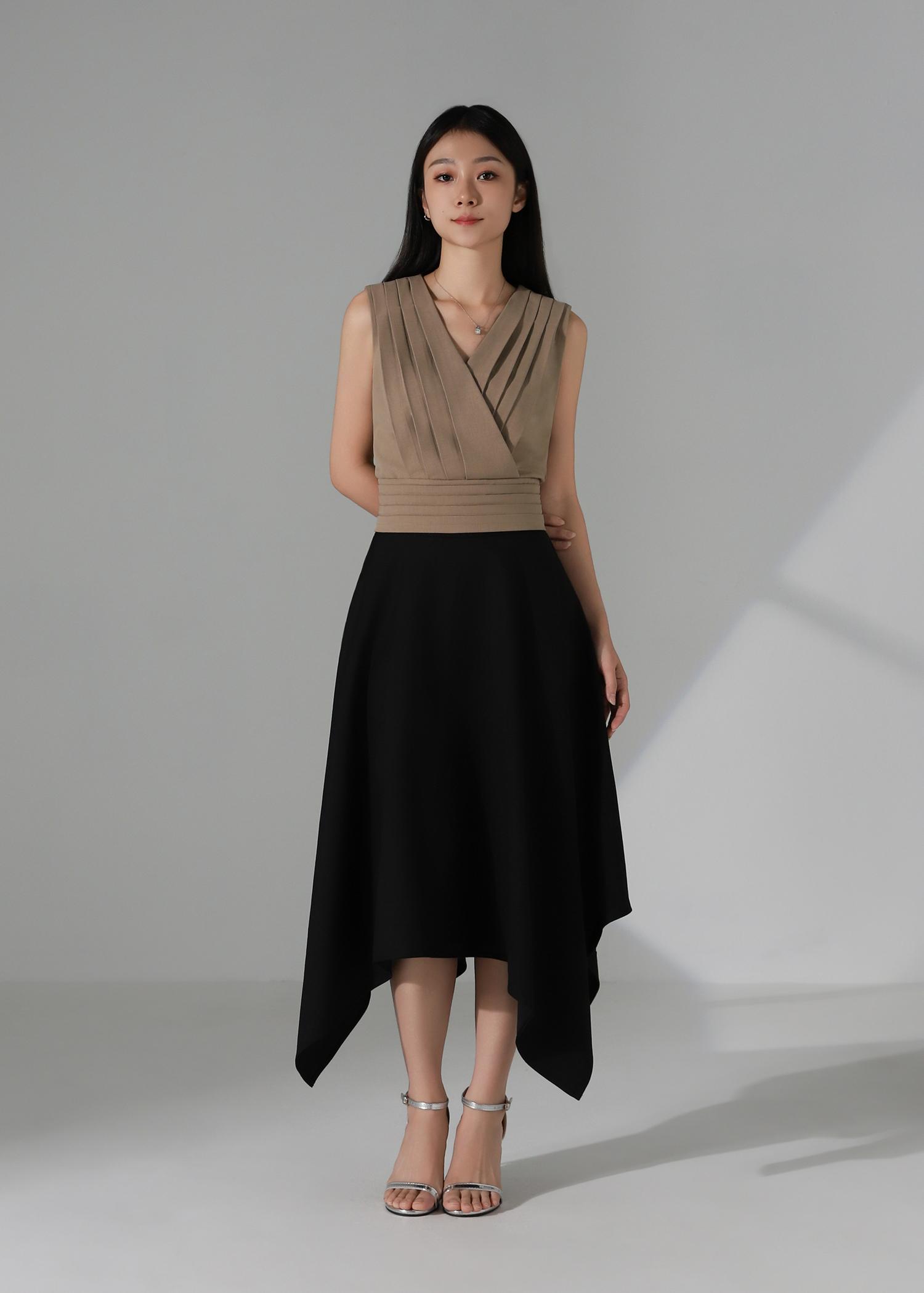Sleeveless Pleated Wrap Top AC273