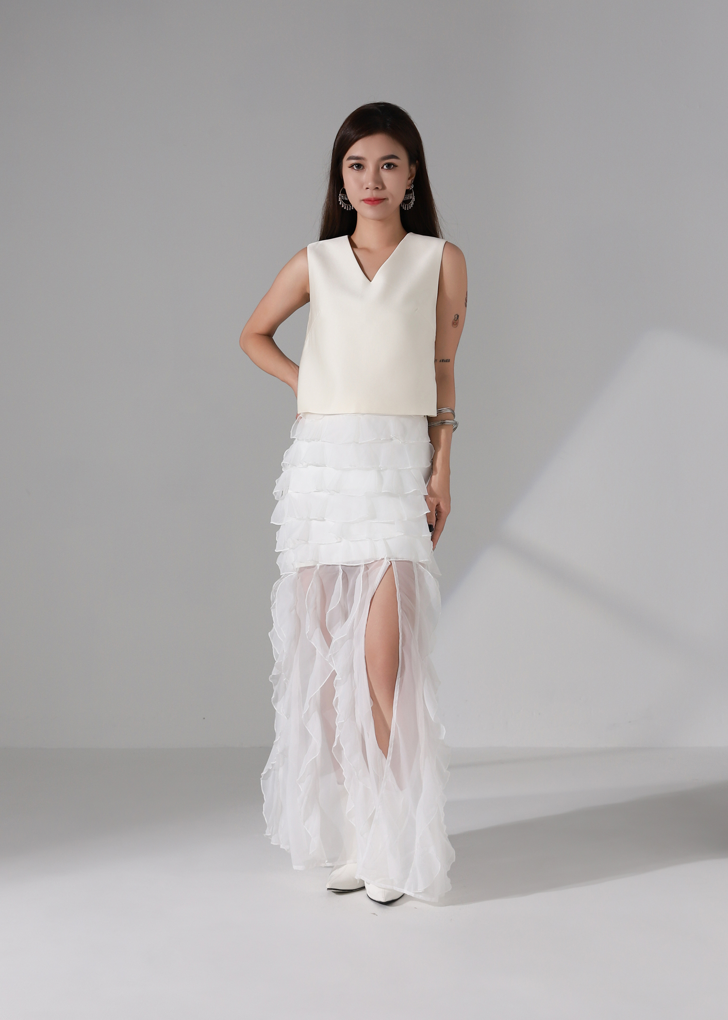 Sleeveless V Neck Top AC278