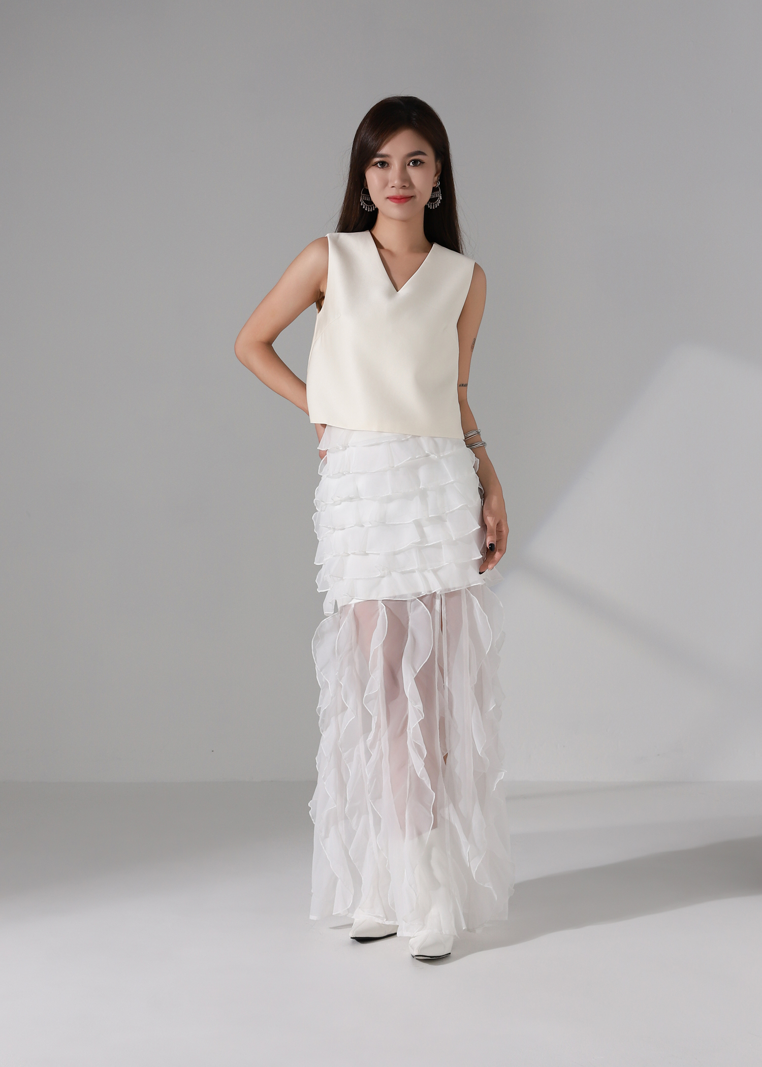 Sleeveless V Neck Top AC278