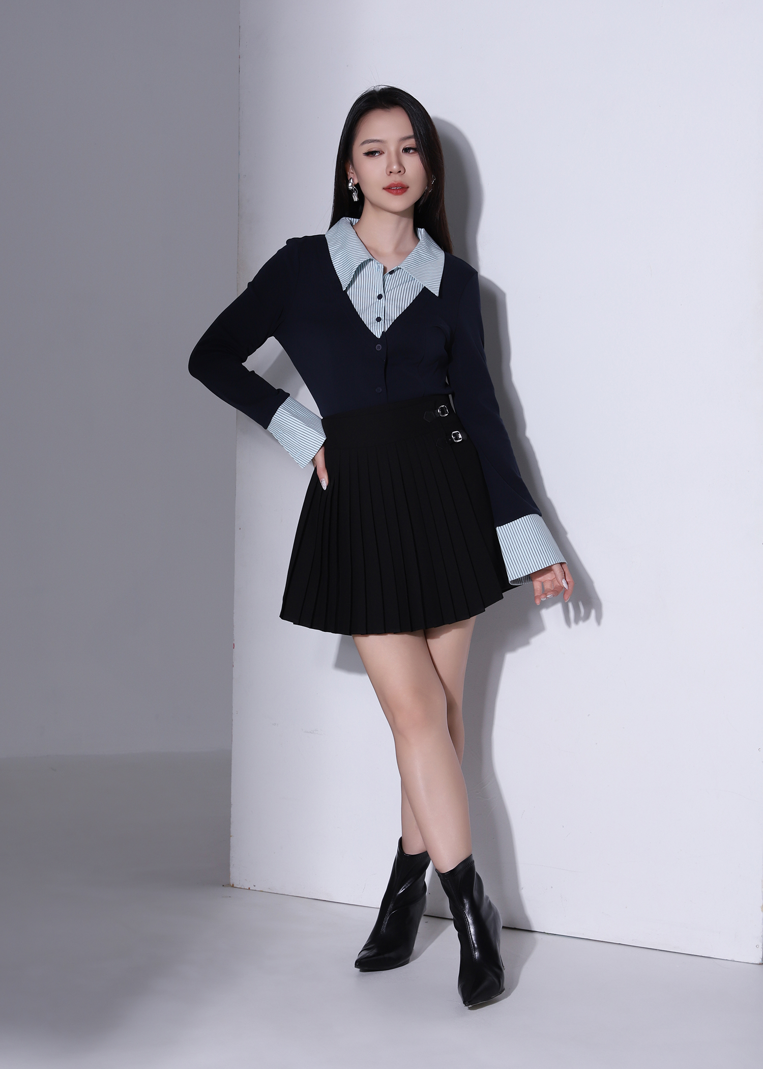 Buckle Detail Pleated Skort AC346