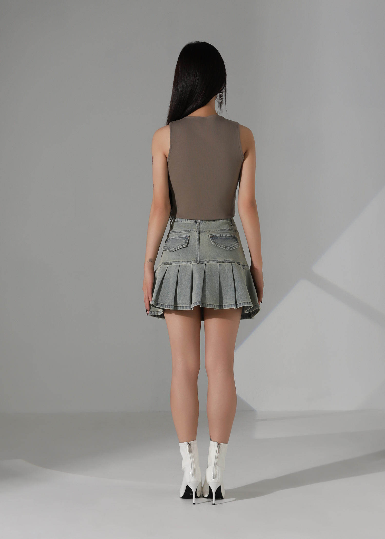 Sleeveless Side Zip Crop Top AC354