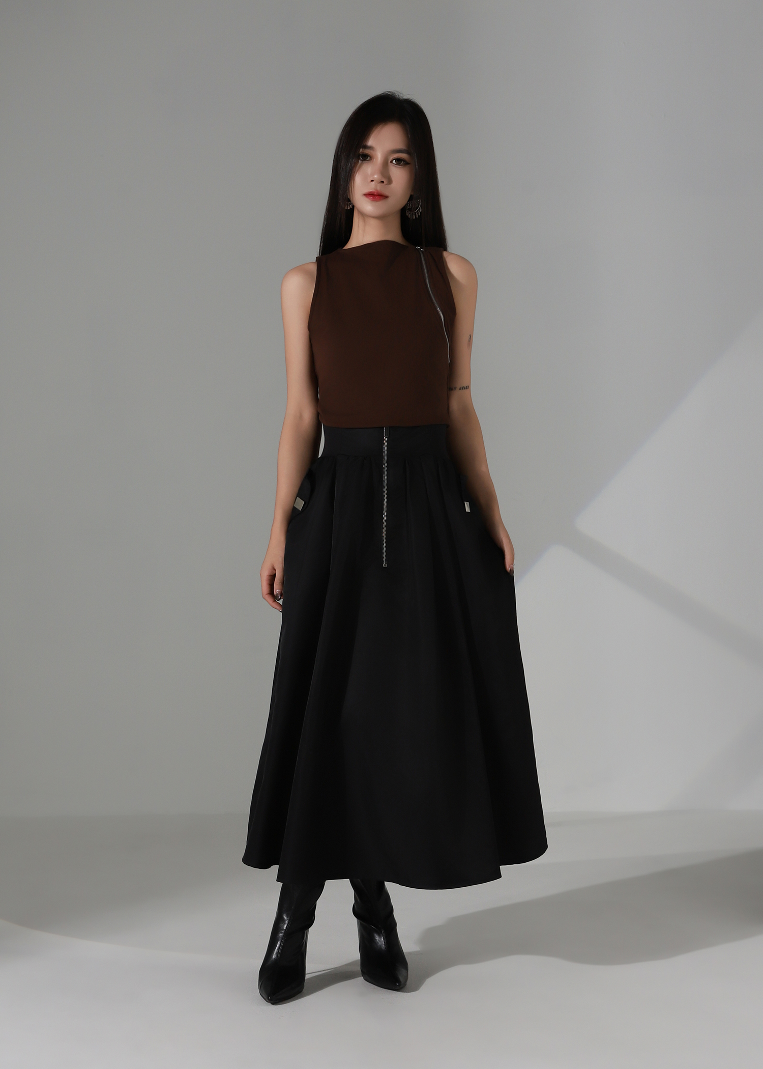 Sleeveless Side Zip Crop Top AC354