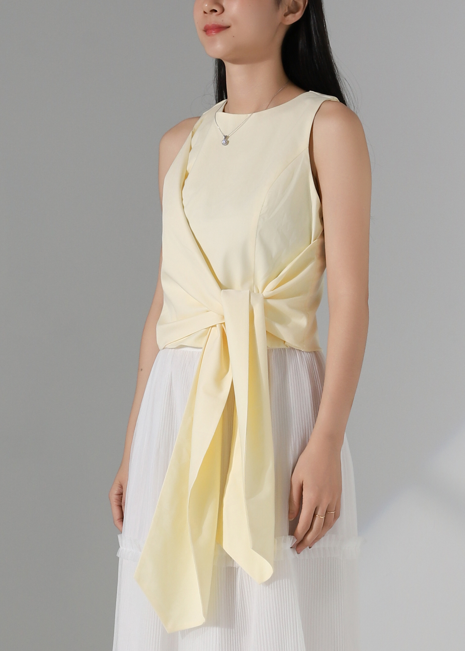 Side Tie Sleeveless Top AC368