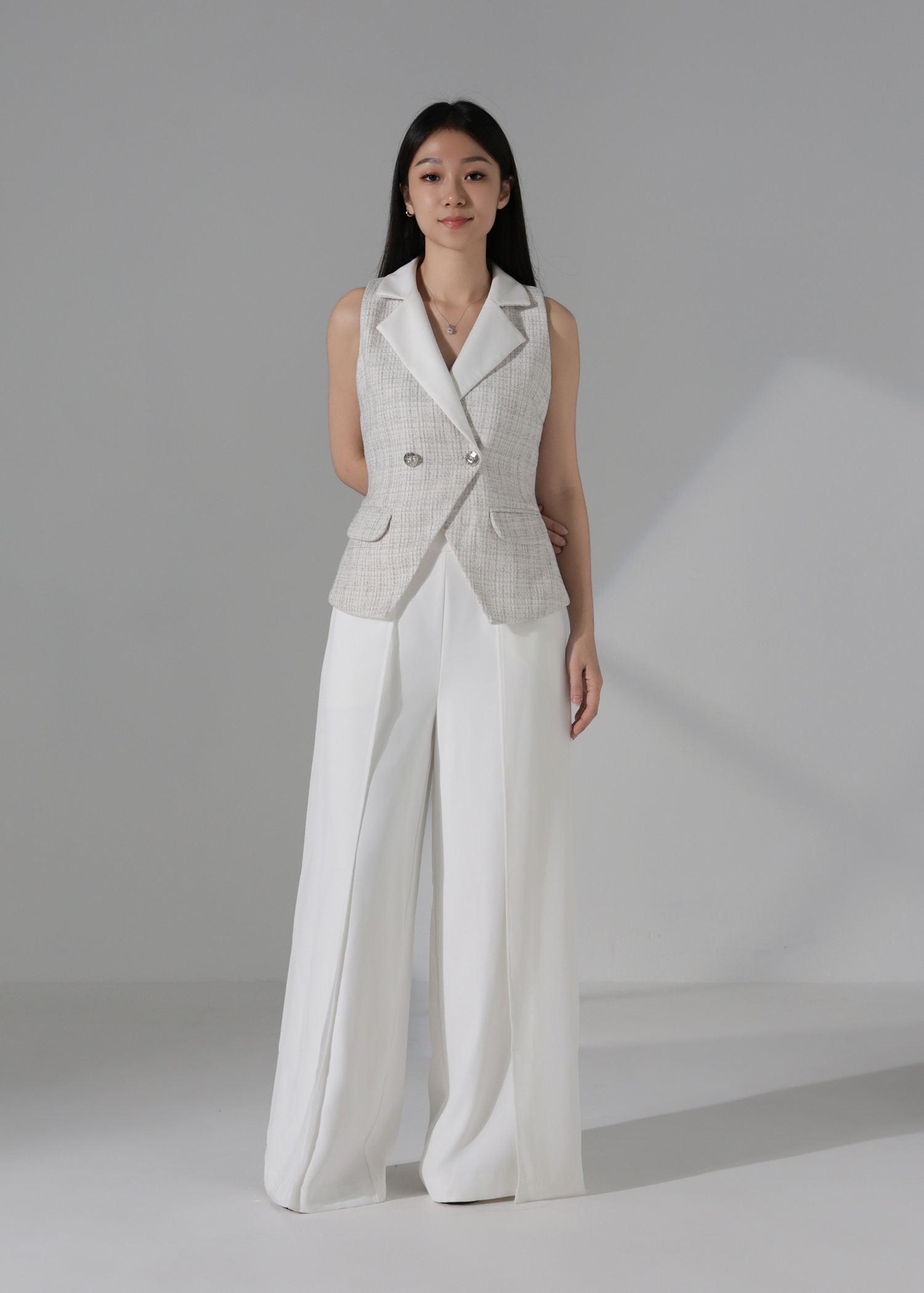 Chanel Style Sleeveless Blouse AC371
