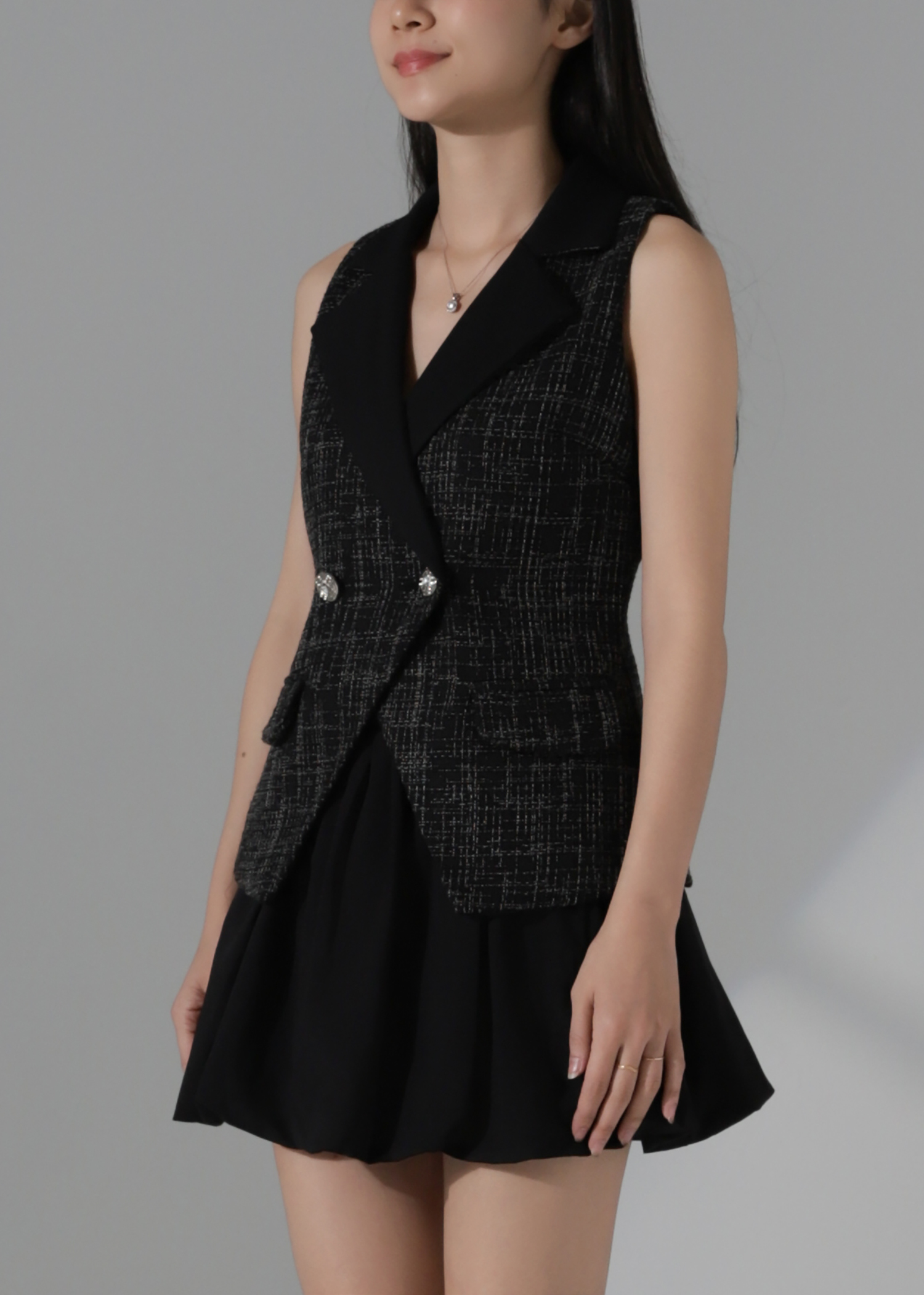 Chanel Style Sleeveless Blouse AC371