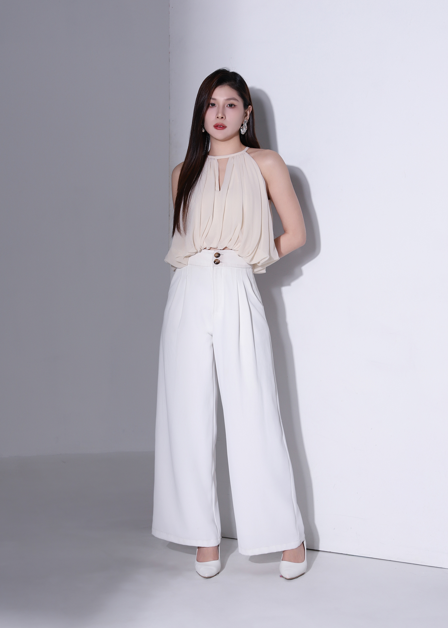 Halter Elegant Balloon Top AC373