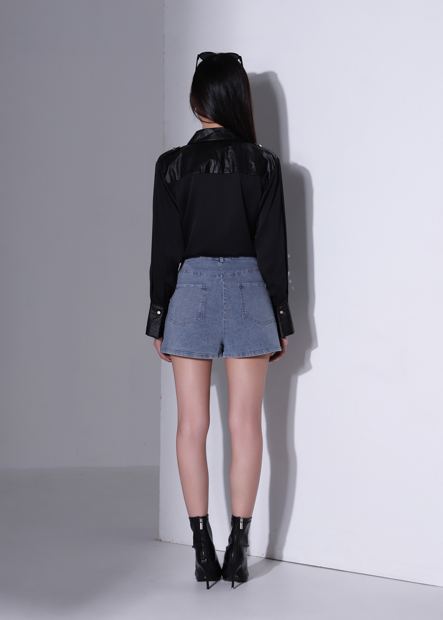 Denim Front Pocket Short Pants AC375
