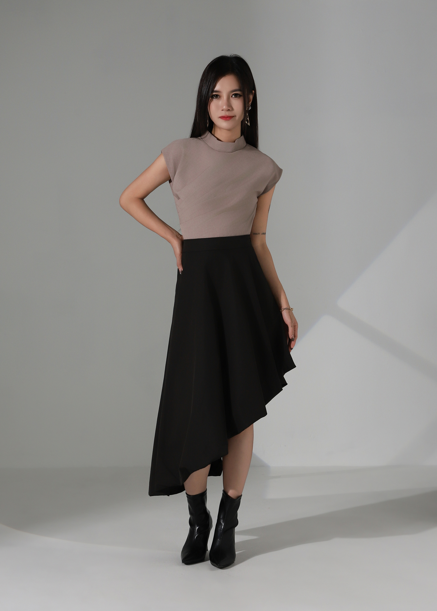 Elegant A-Line Midi Skirt AC356