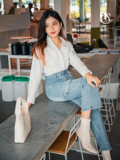 Long Sleeve Front Decorative Pocket Top AC401 