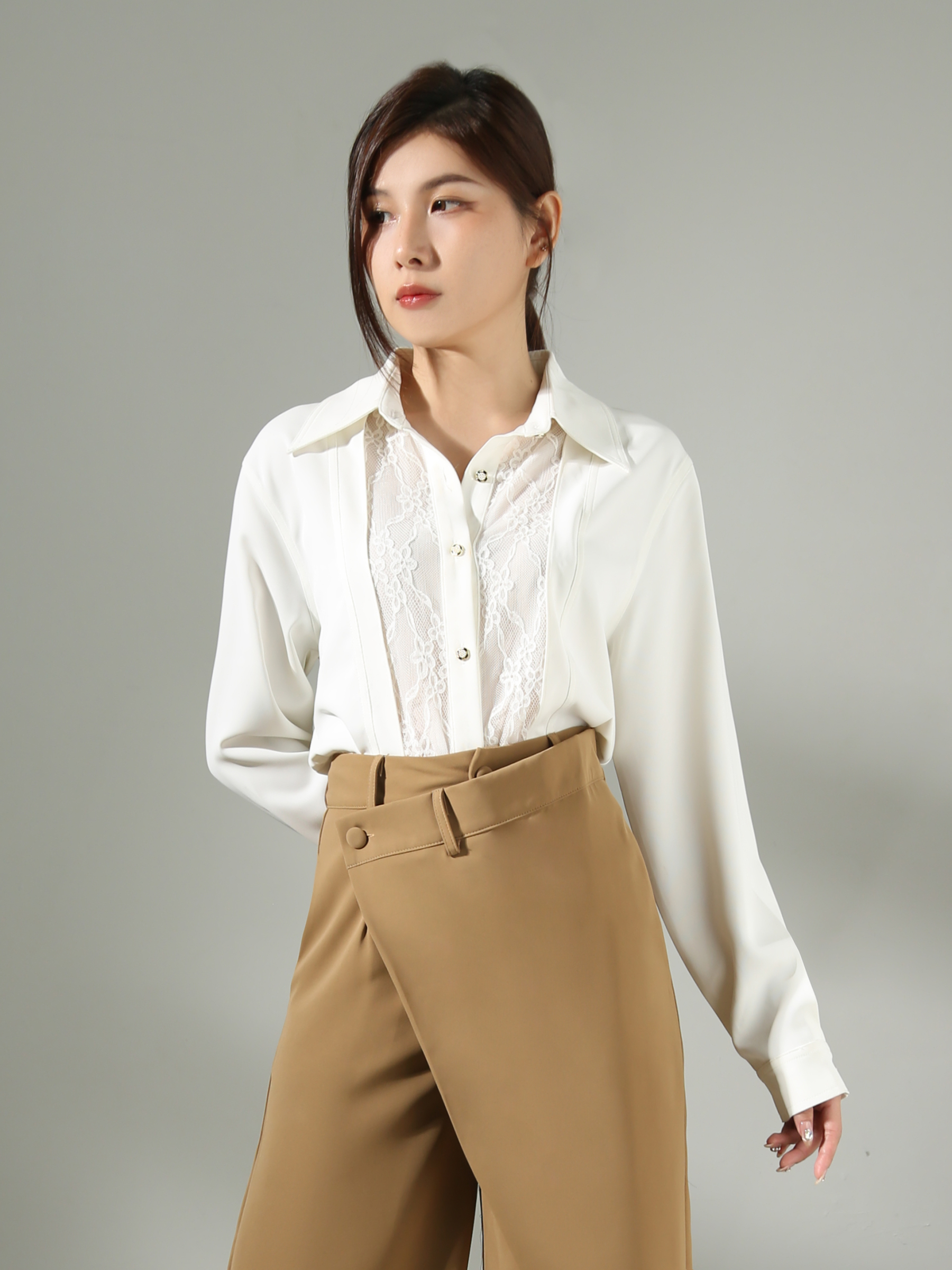 With Lace Blouse AC540