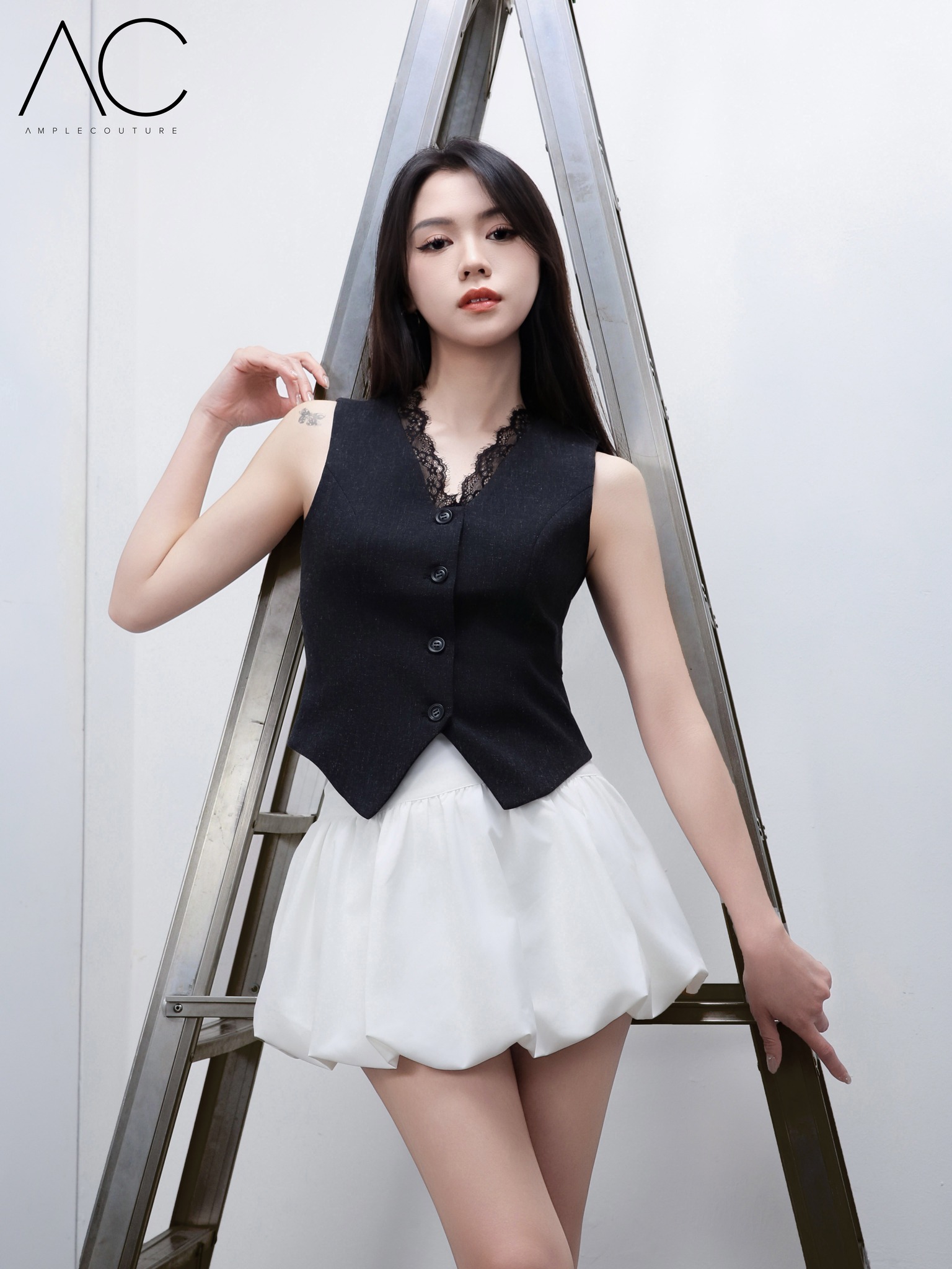 Elegant With Lace Vest AC568