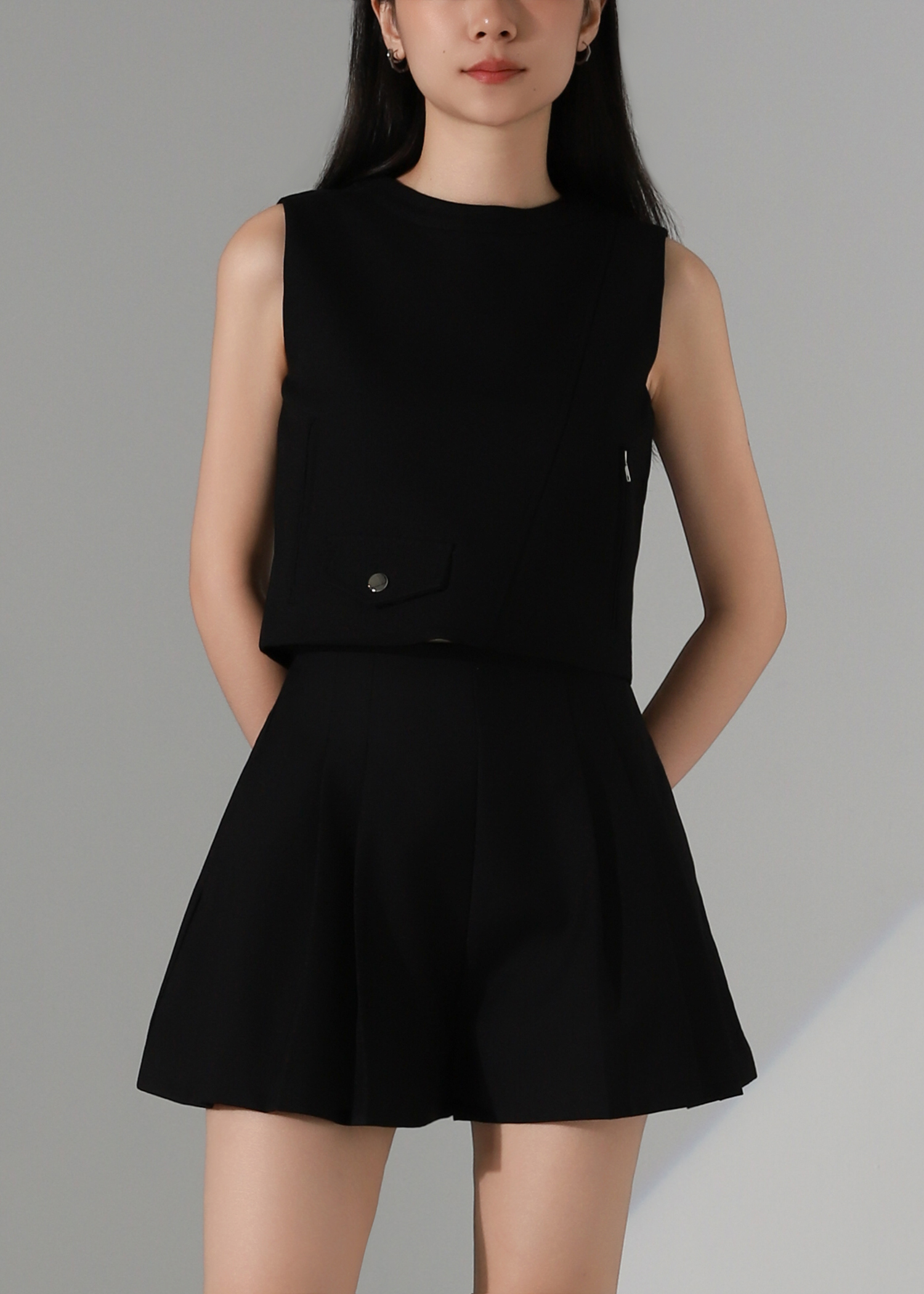 Sleeveless Side Zip Top AC585