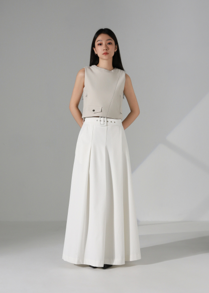 Sleeveless Side Zip Top AC585