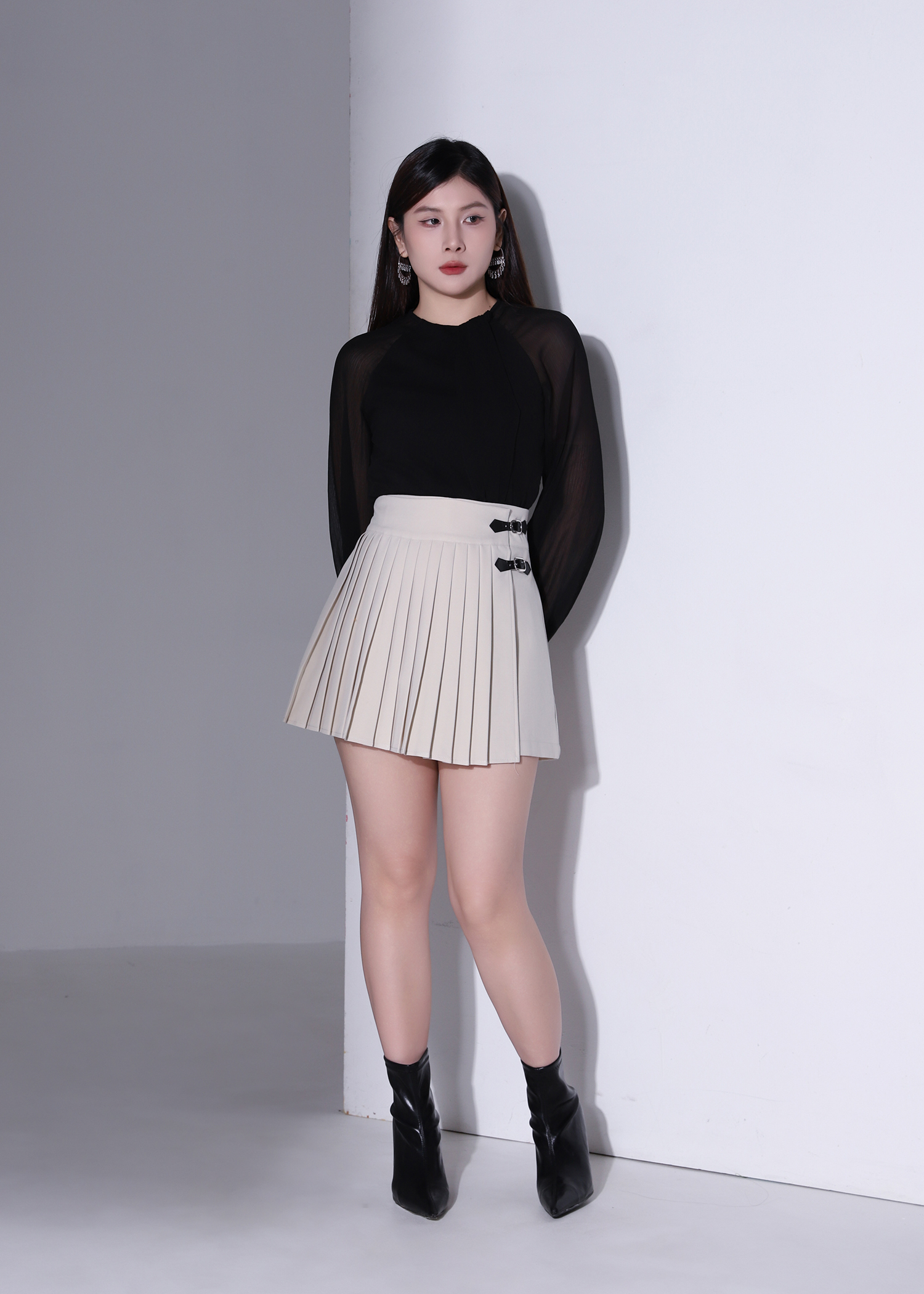 Sheer Tie Neck Long Sleeve Blouse AC590