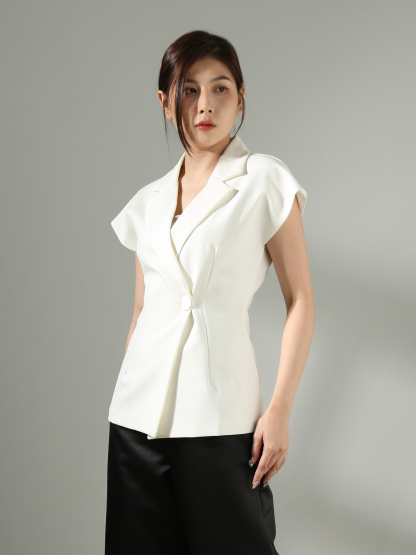 Sleeveless Collar Outerwear AC750