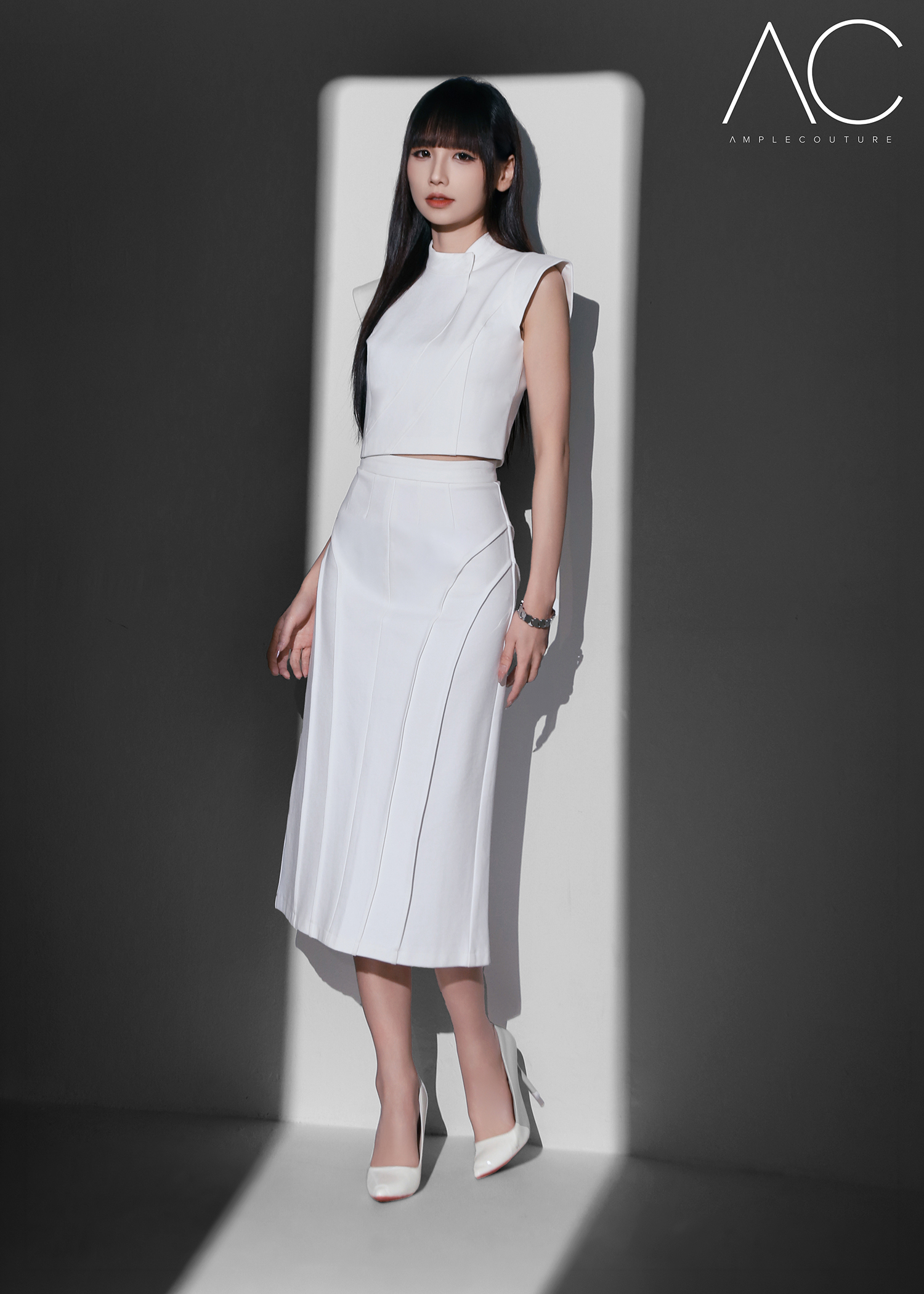 Curved Sculpted Midi Skirt AC891