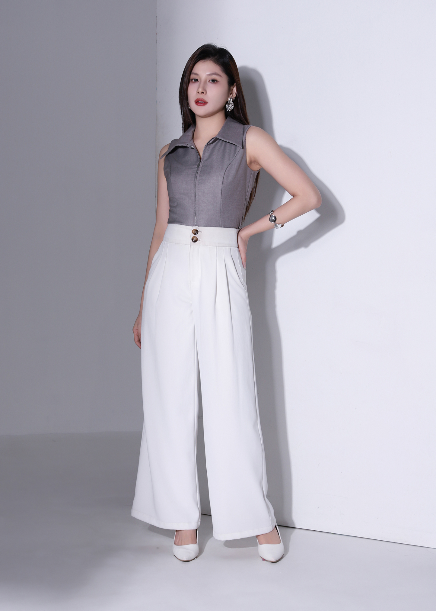 Collared Zip-Up Sleeveless Top AC892