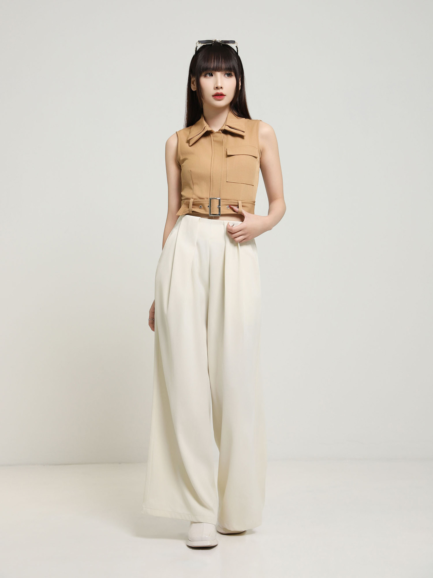 Sleeveless With Belt Top AC912