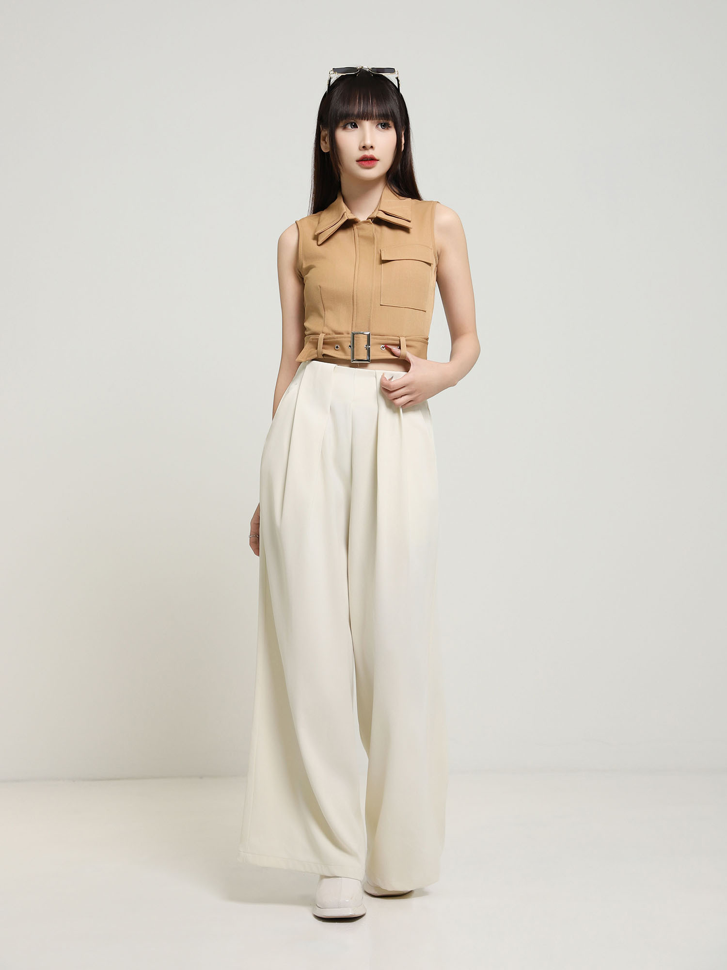 Sleeveless With Belt Top AC912