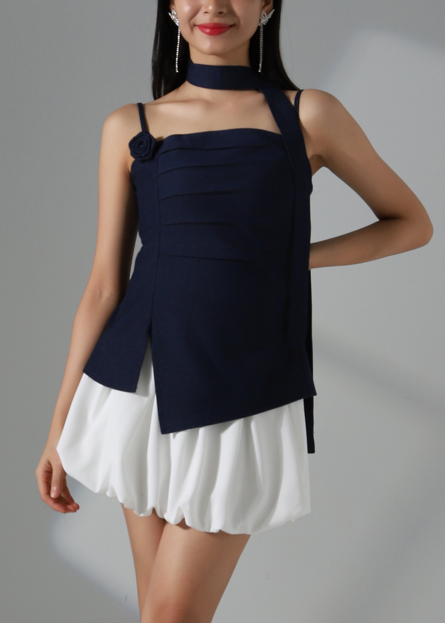 Formal Sleeveless With Decorative Flower Top AC933