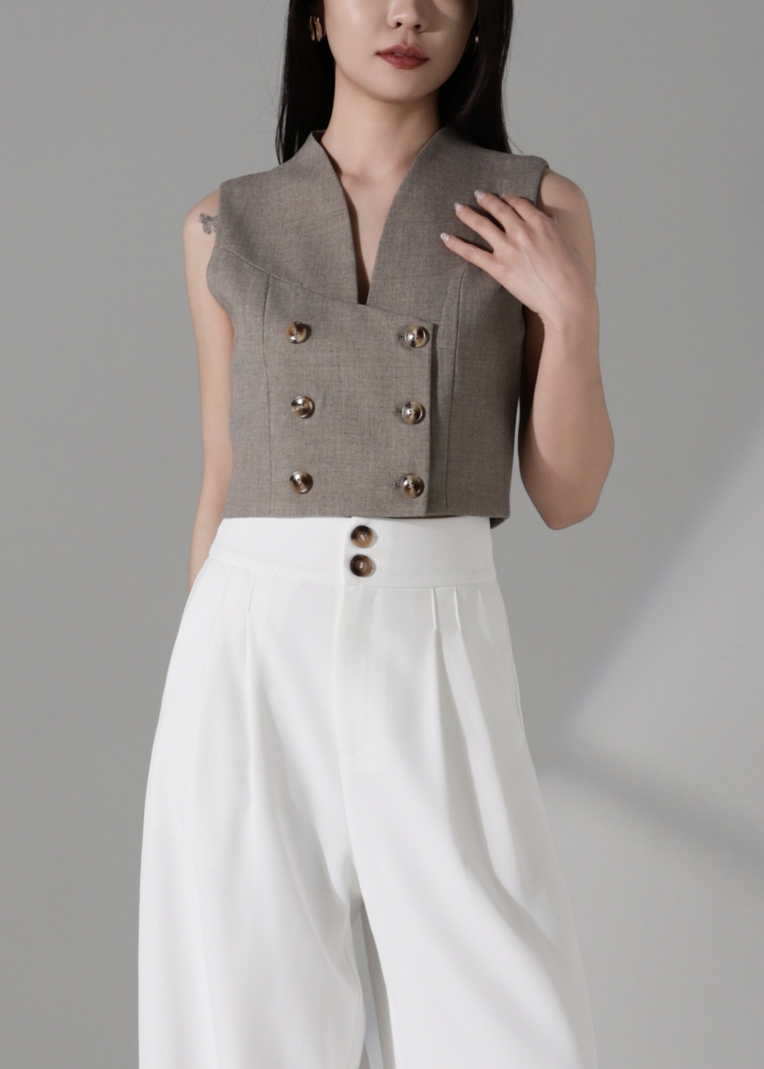 One-Shoulder Button Crop Top AC941