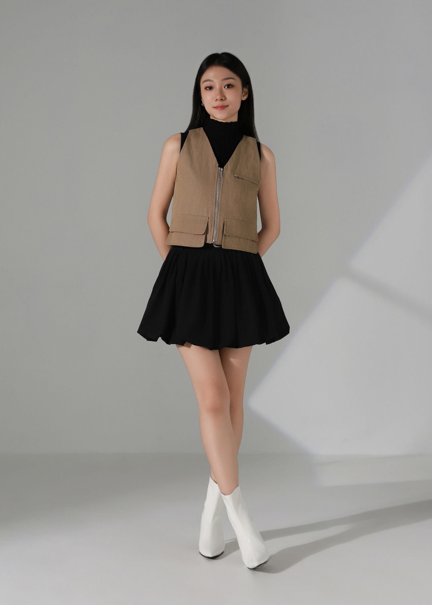 Sleeveless Front Zip Top AC944