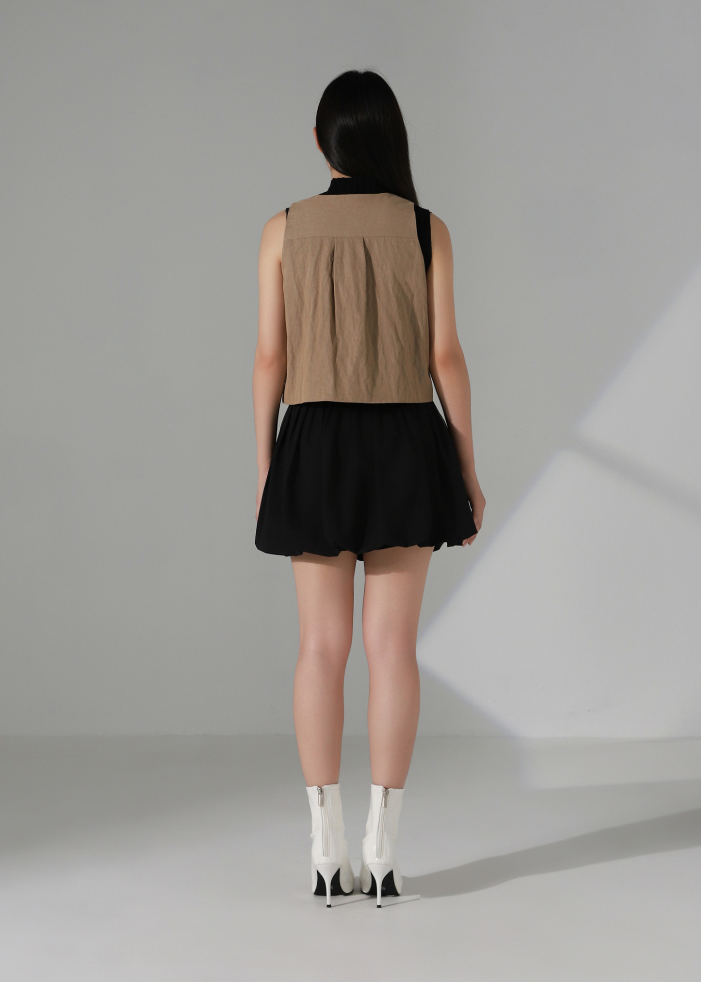 Sleeveless Front Zip Top AC944
