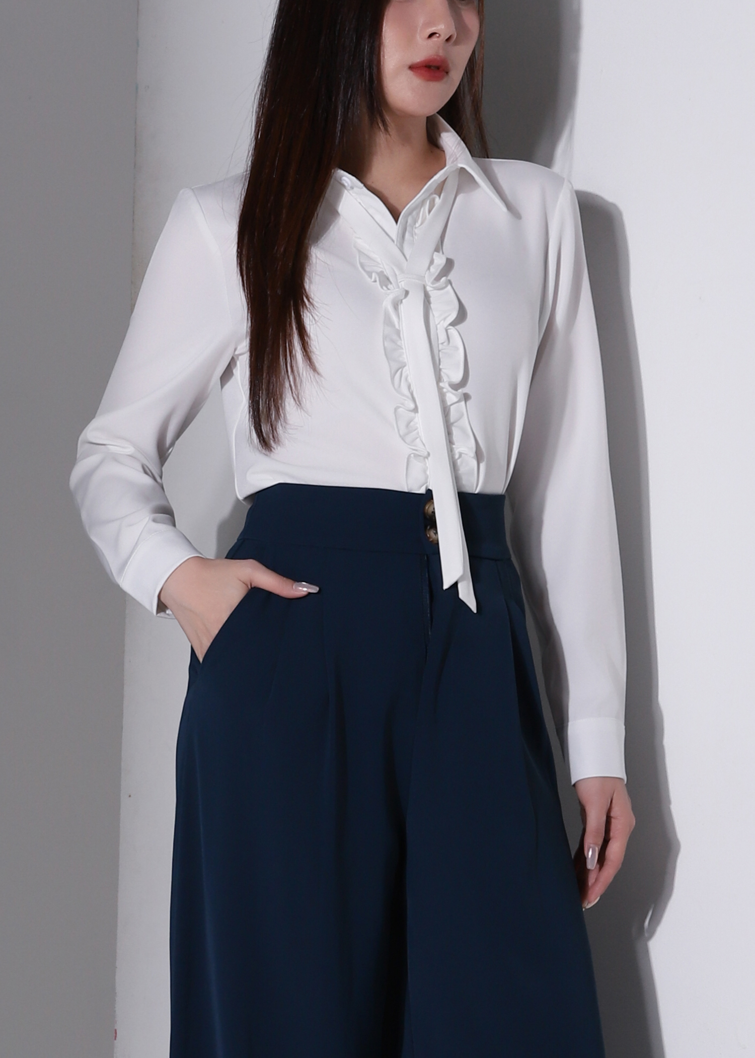 Ruffles Blouse AC951