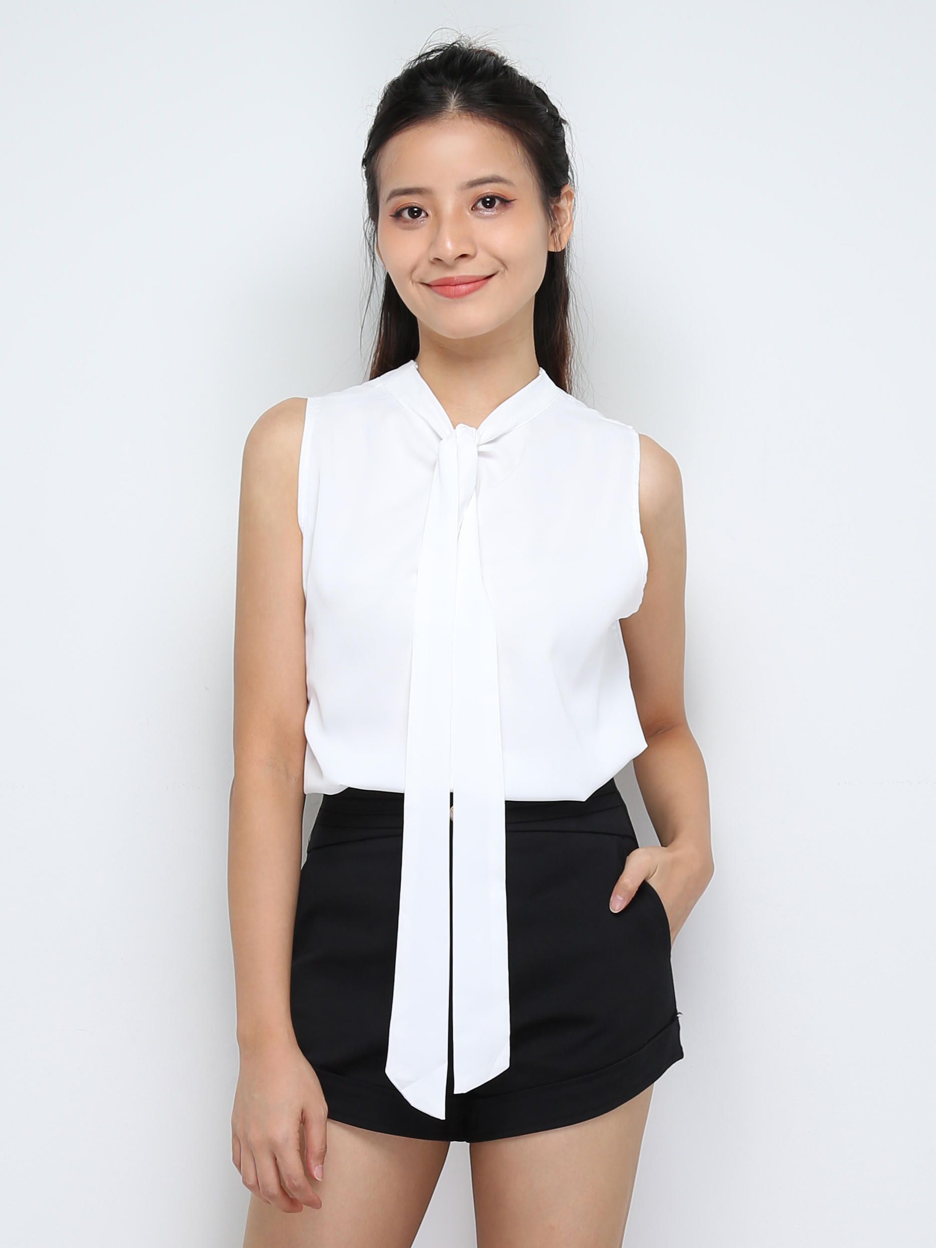 Sleeveless Back Tie Up Top 31347