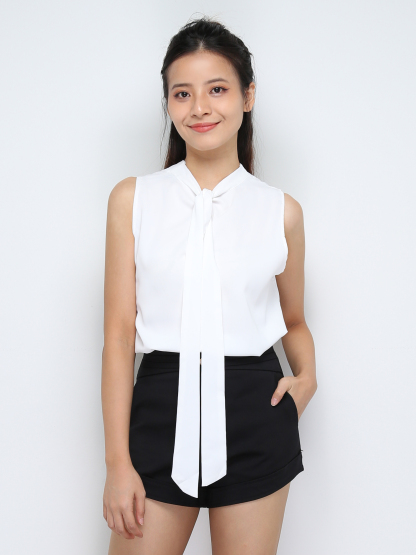 Sleeveless Back Tie Up Top 31347