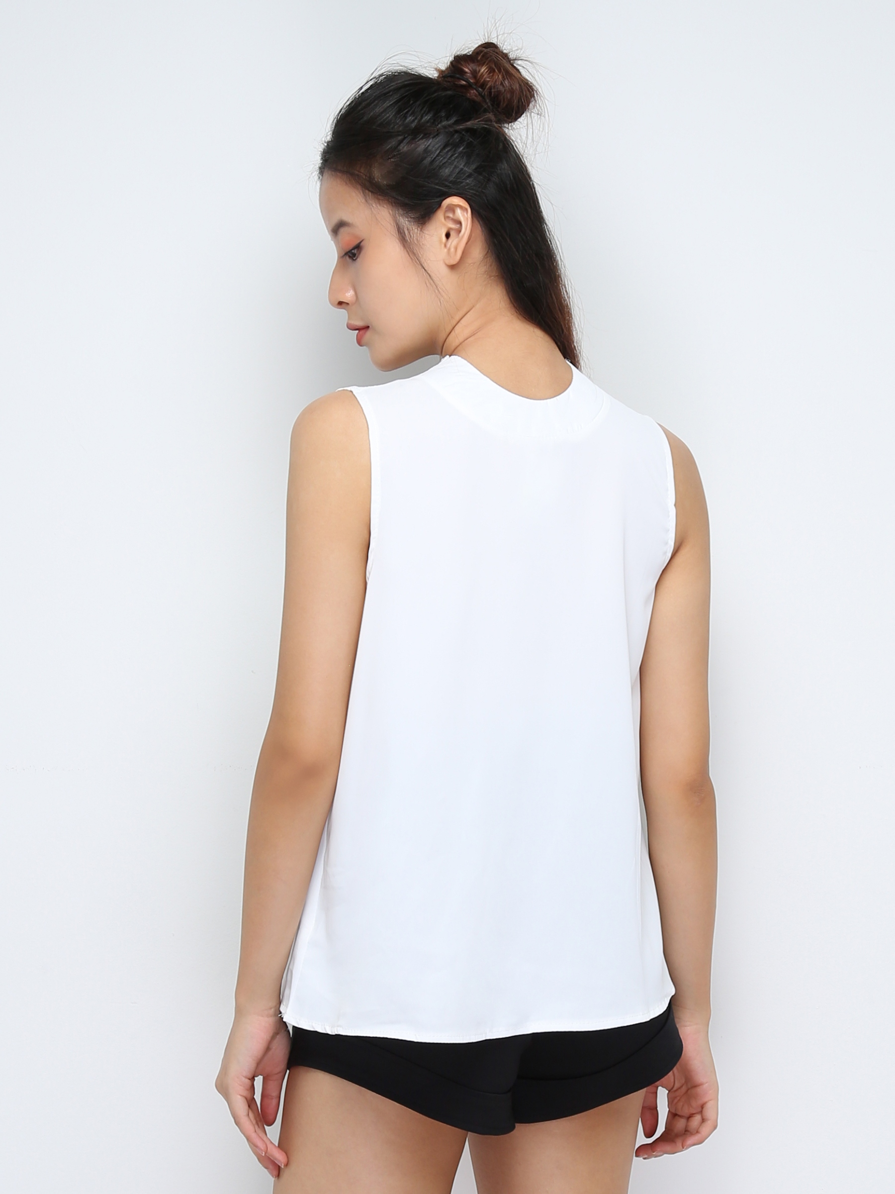 Sleeveless Back Tie Up Top 31347