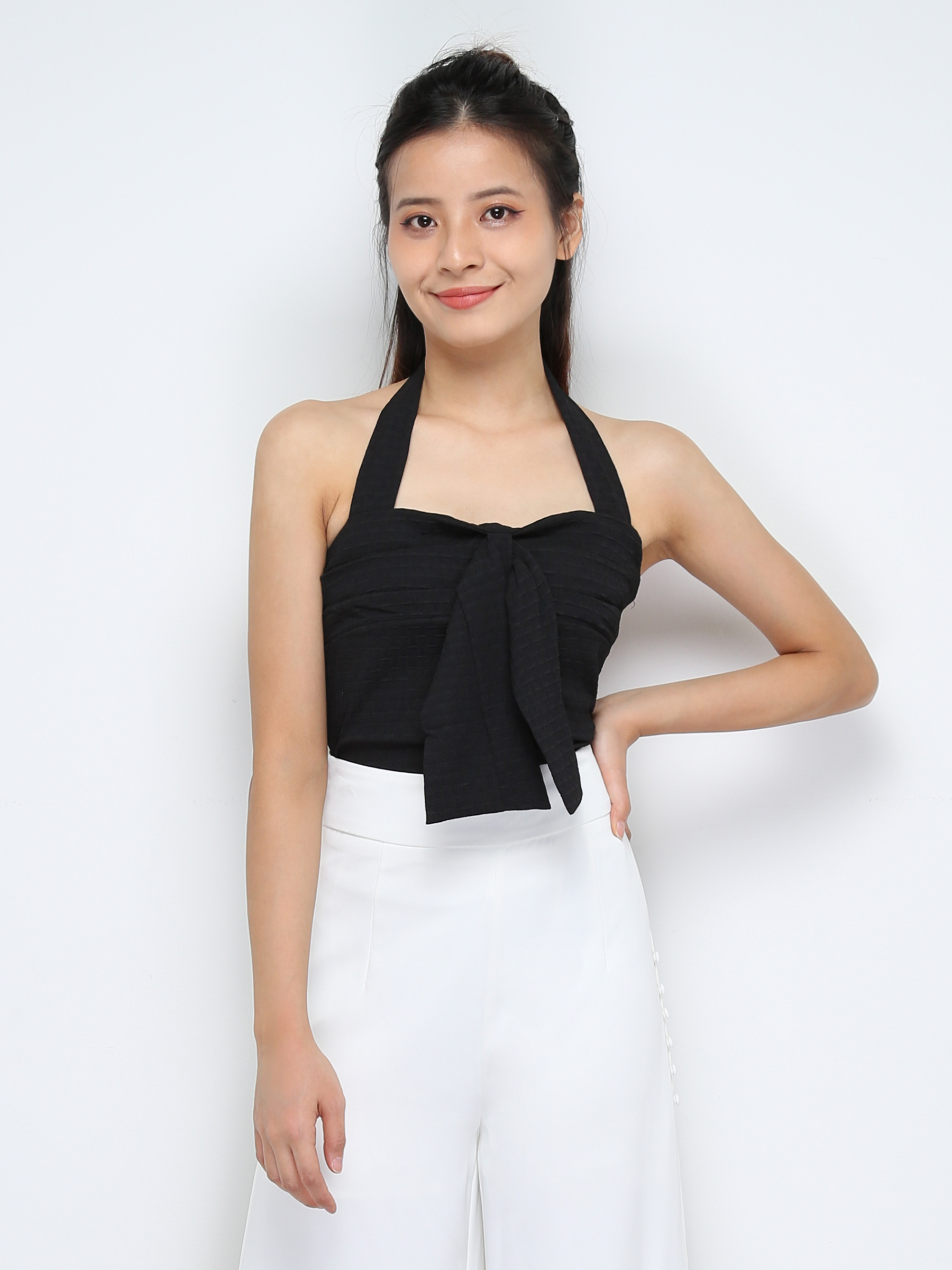 Front Decorative Ribbon Halter Top 31344