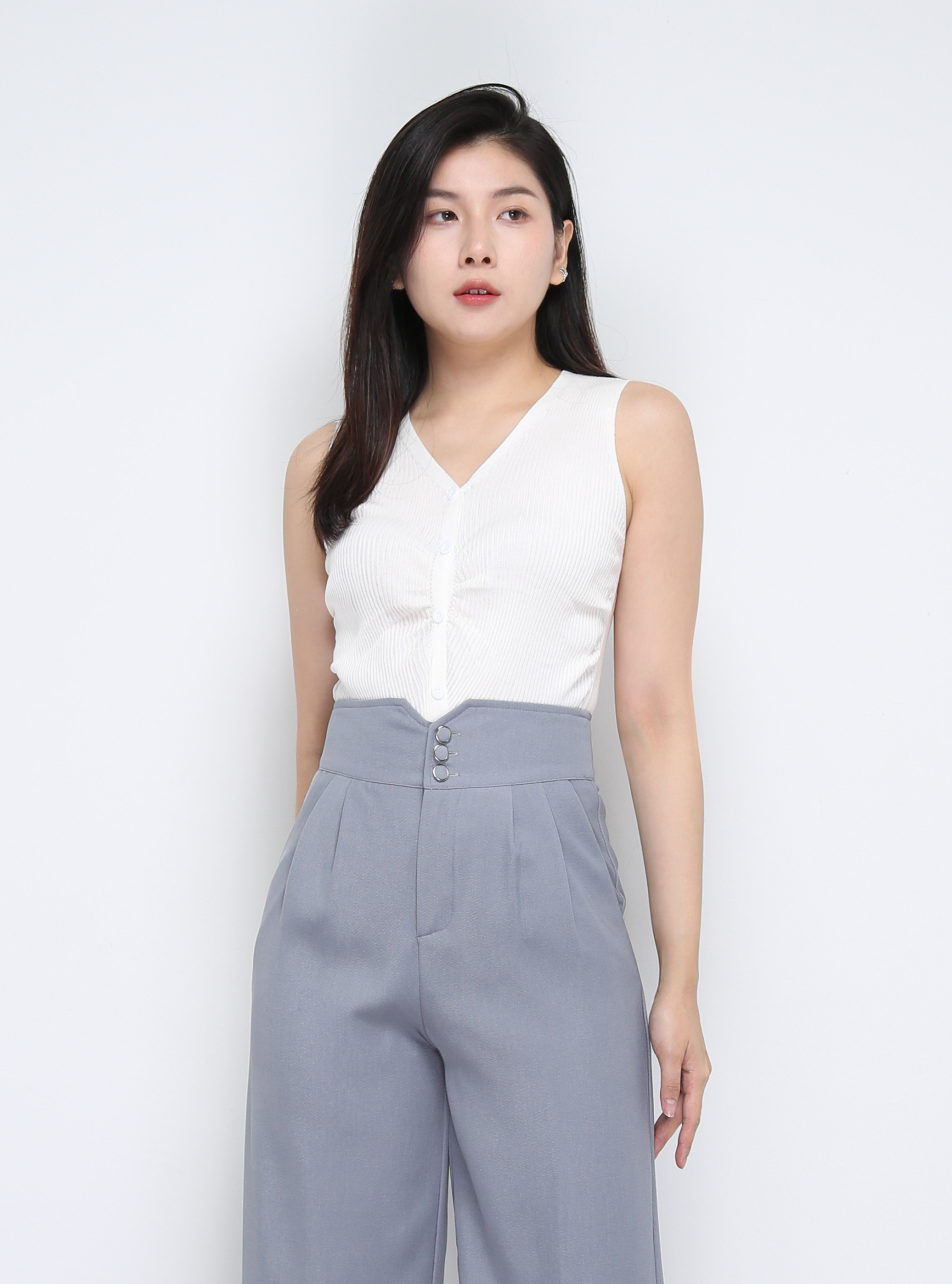Sleeveless With Split Top 35416