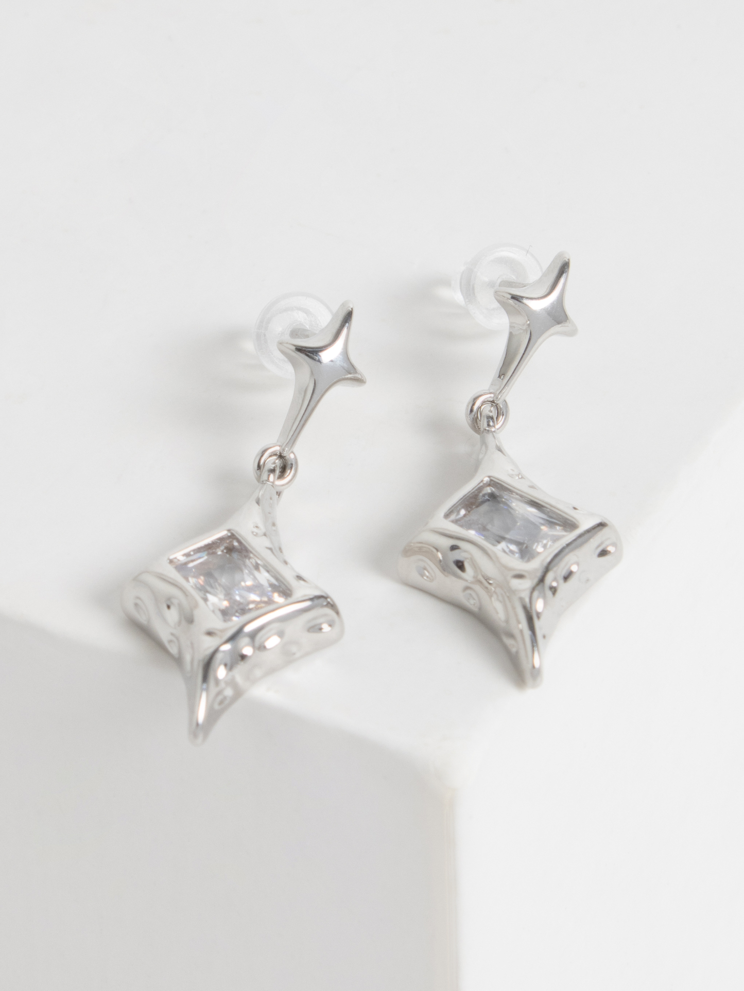 EARRING EA3669