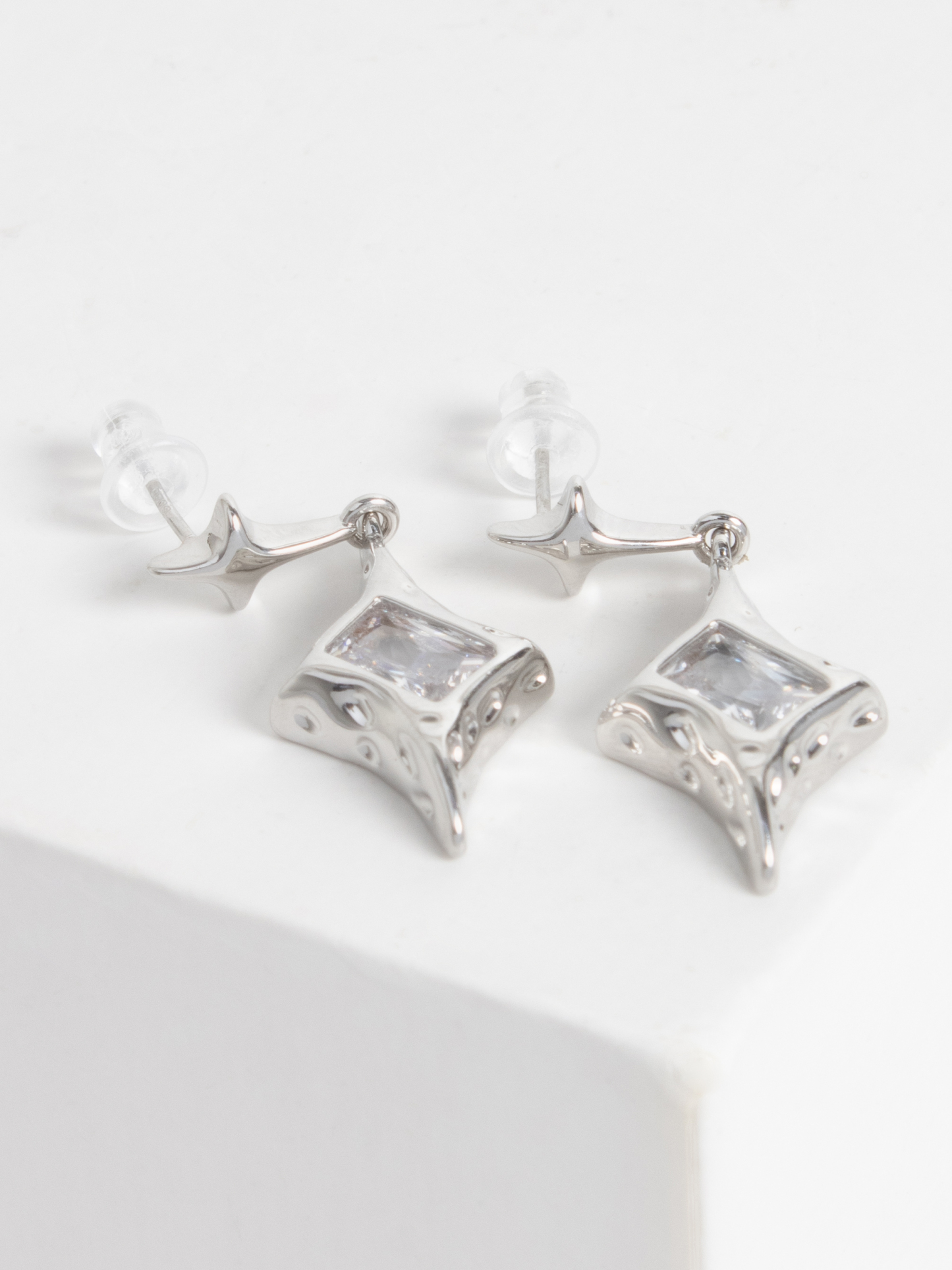 EARRING EA3669