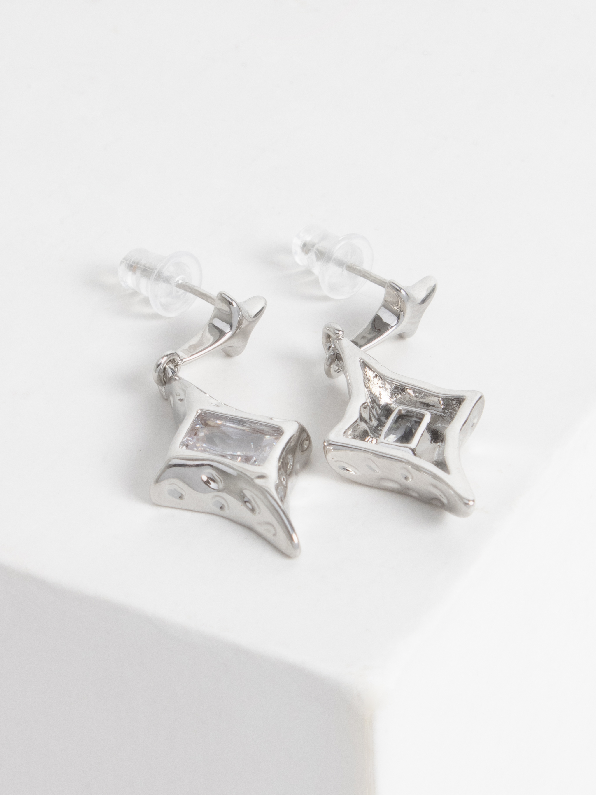 EARRING EA3669