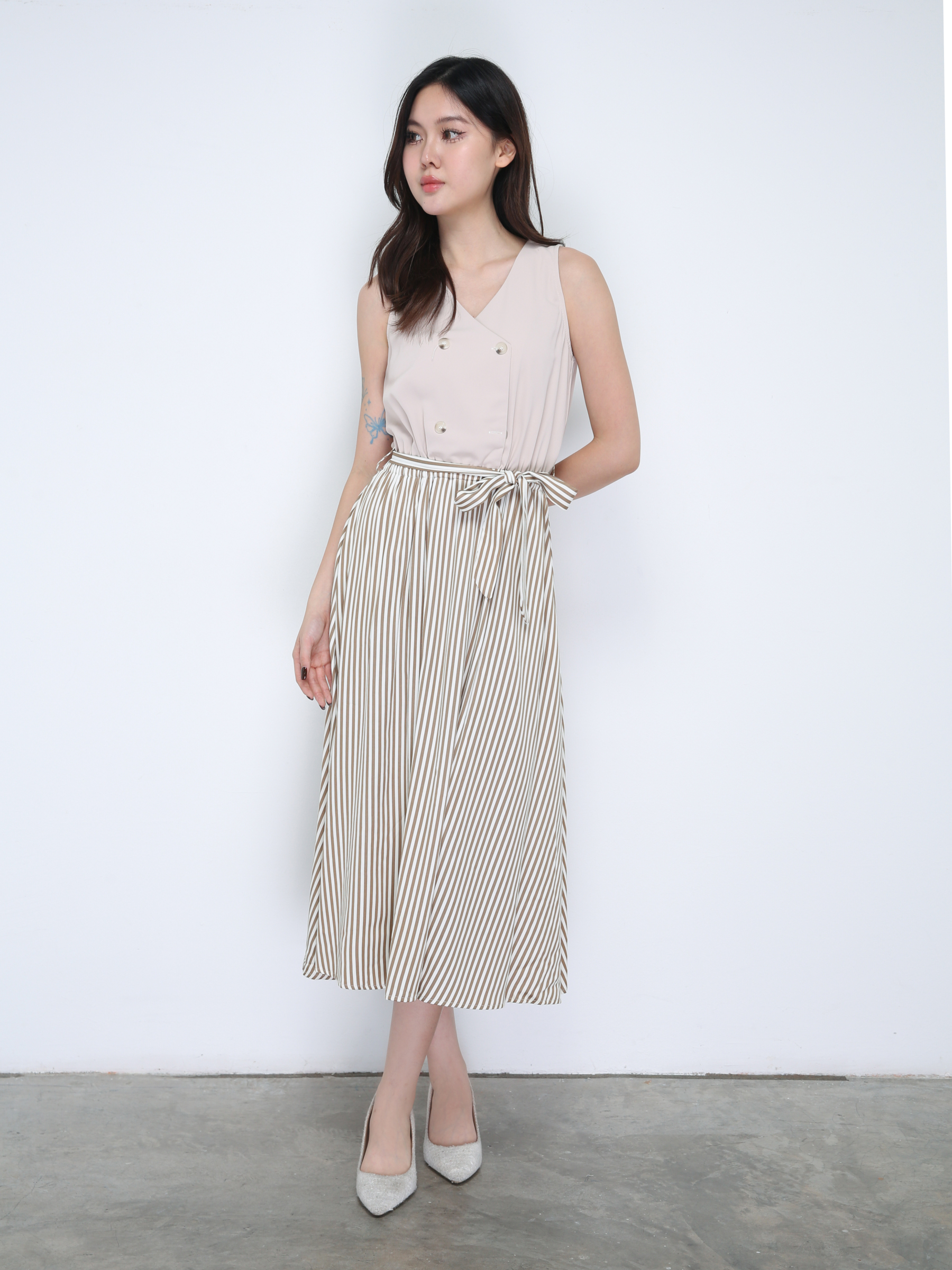 Sleeveless With Stripe Button Dress 21618