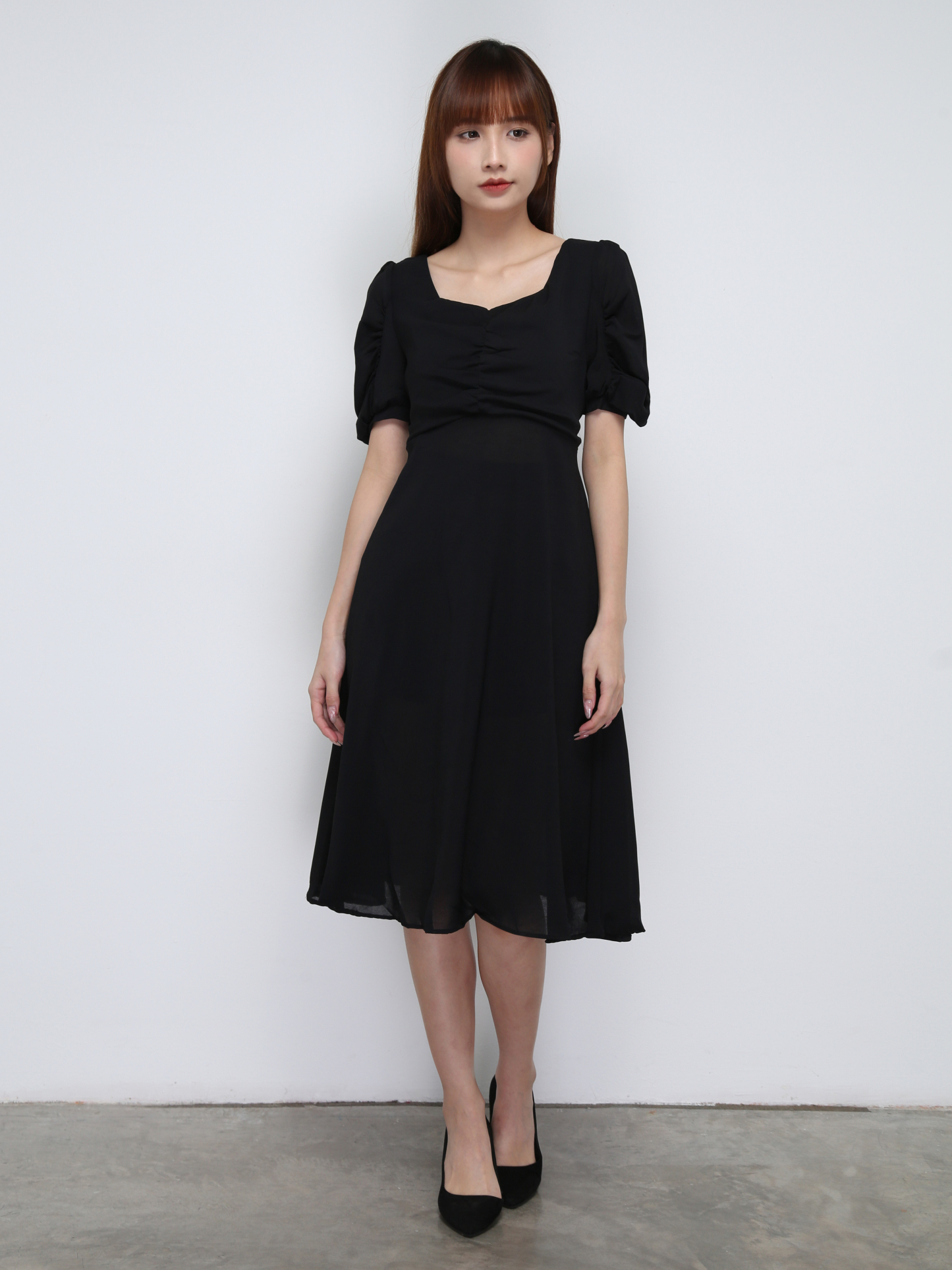 Sweetheart Neckline Pleated Dress 21328
