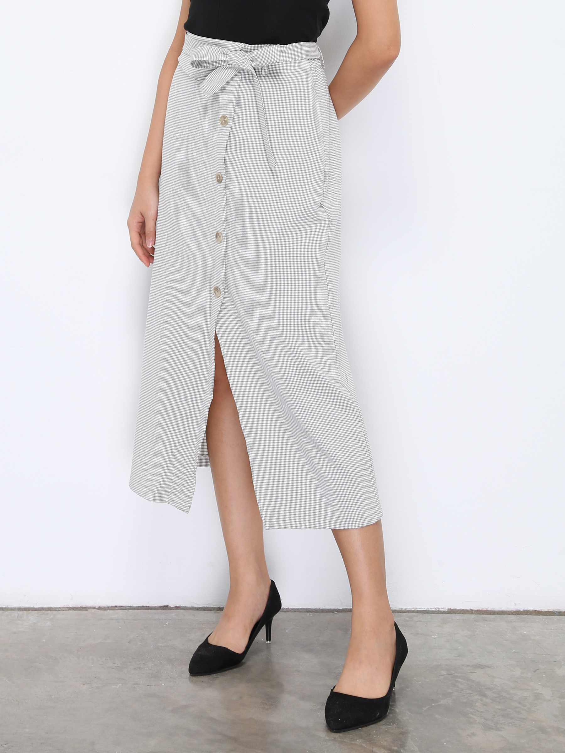 Side Button With Split With Side Tie Up Long Skirt 20578