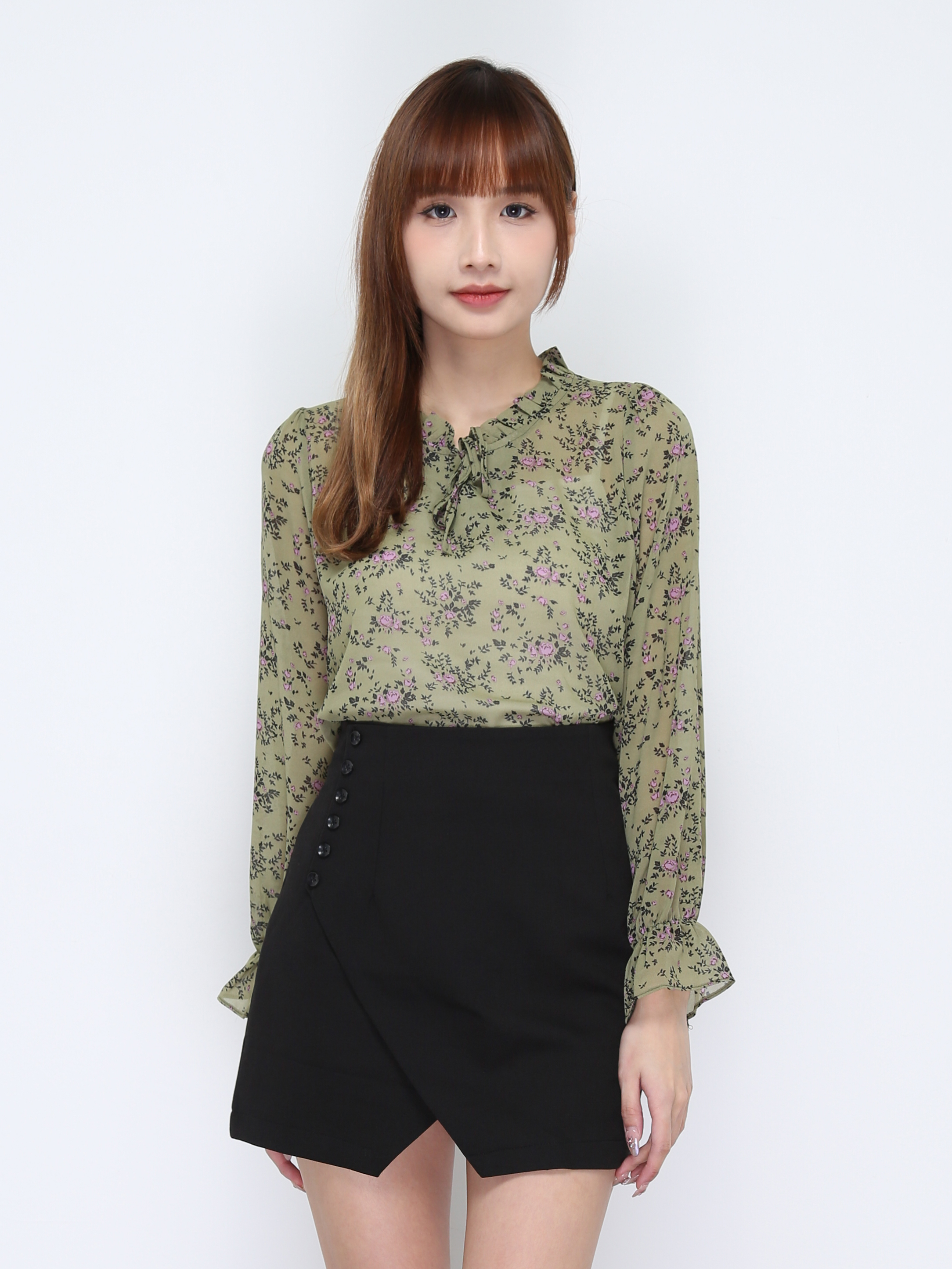 Long Sleeve Front Tie Up Flower Top 20246
