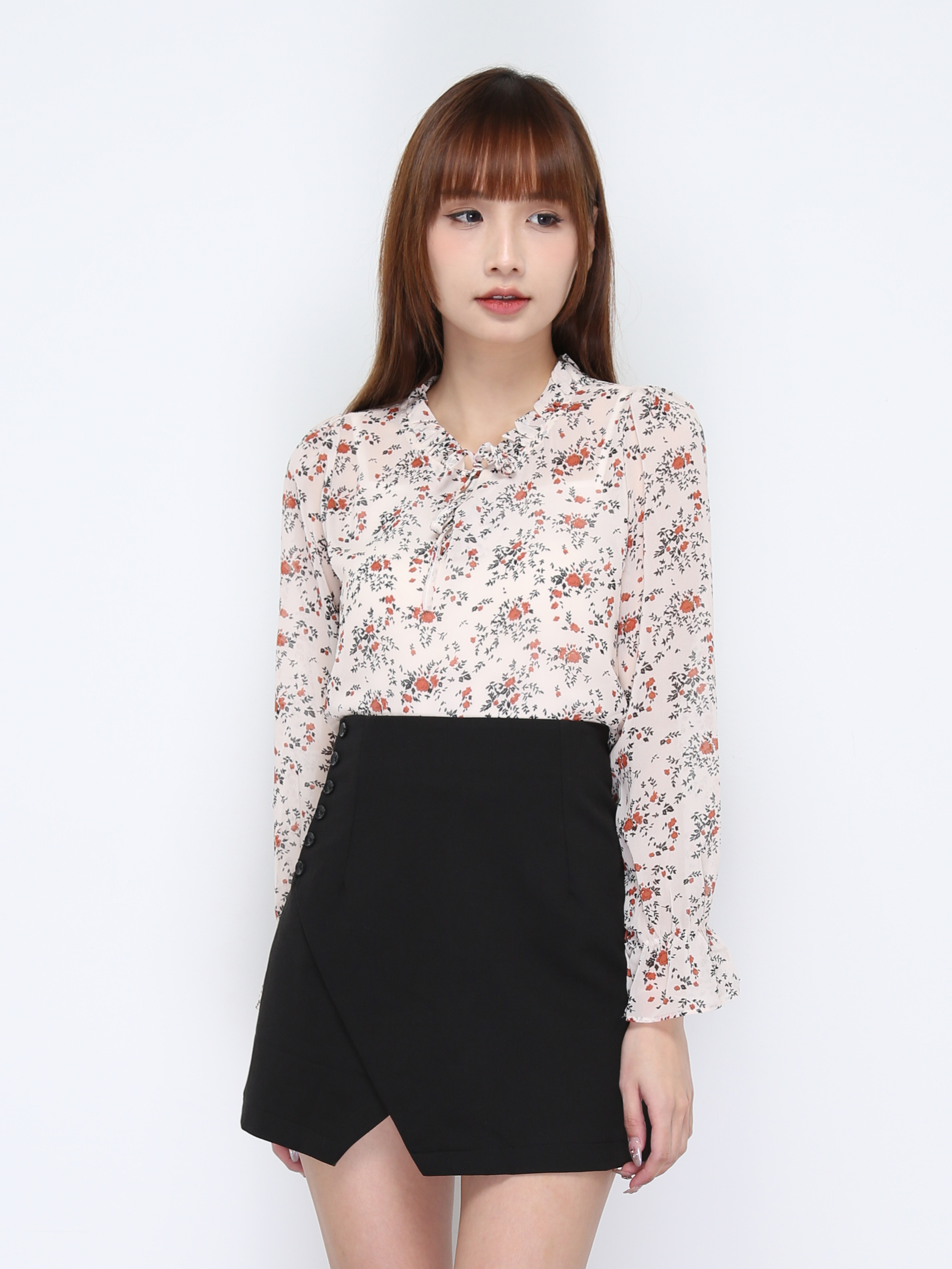 Long Sleeve Front Tie Up Flower Top 20246