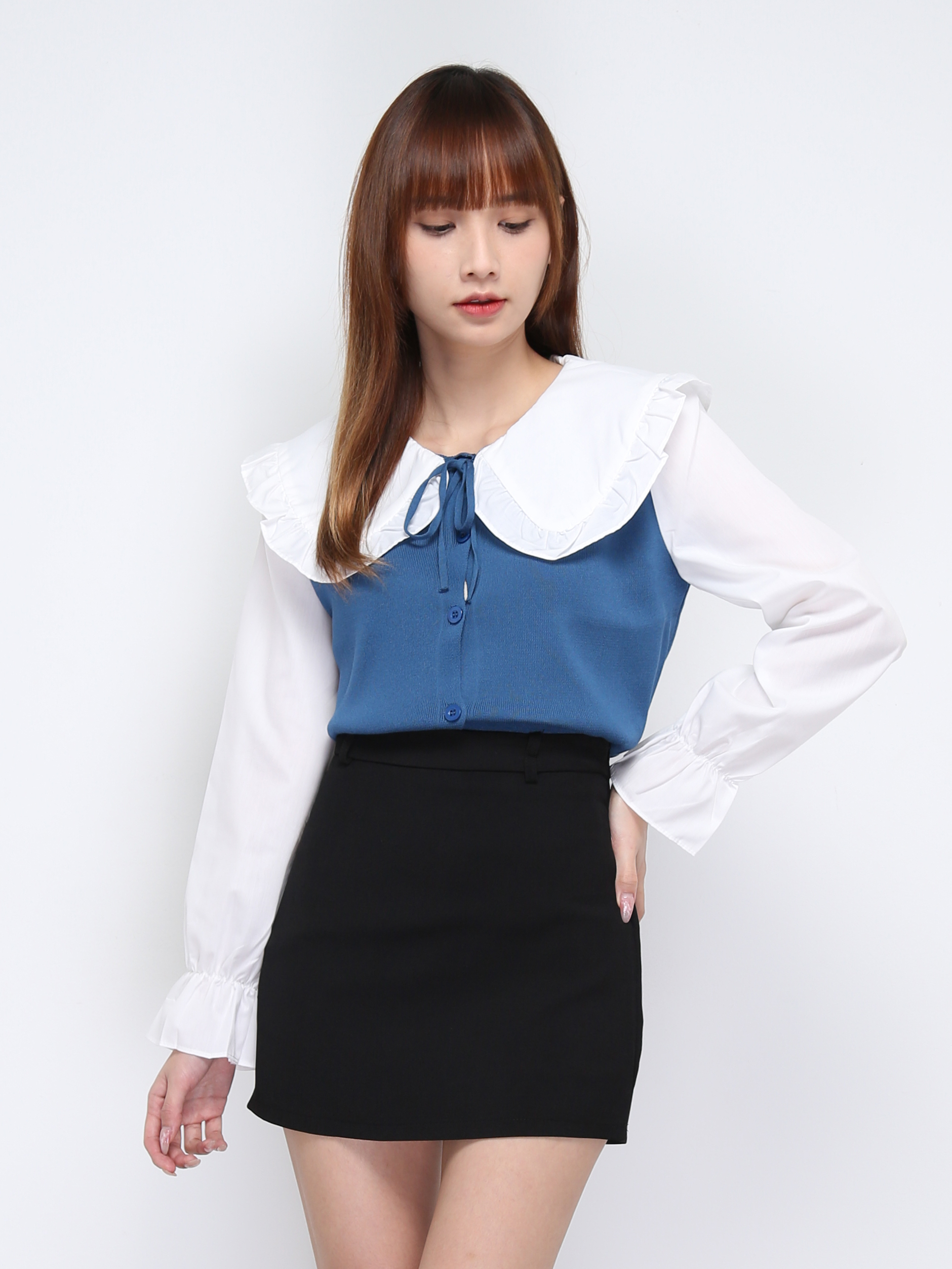 Two Tone Collar With Long Sleeve Top 21256