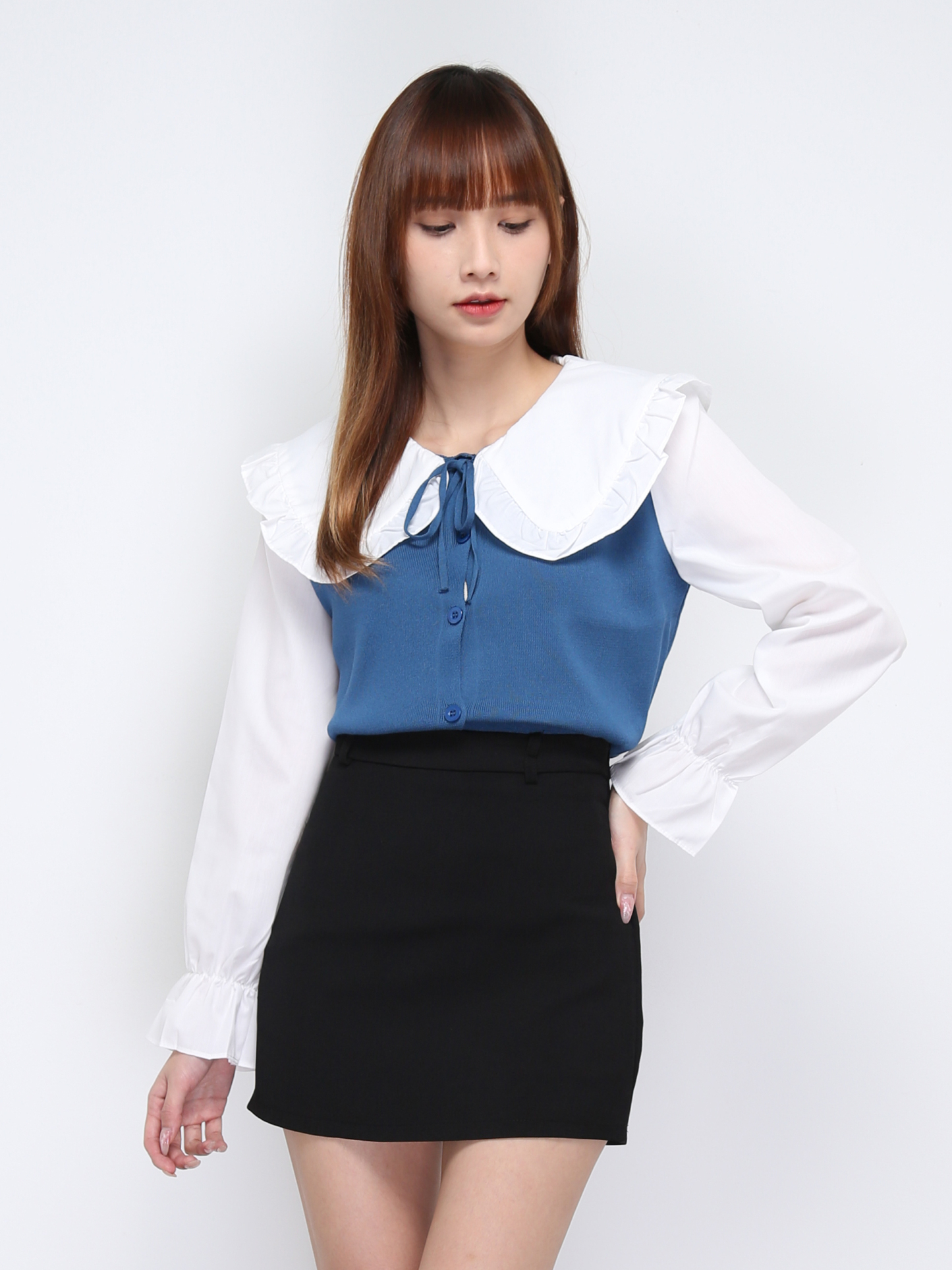 Two Tone Collar With Long Sleeve Top 21256