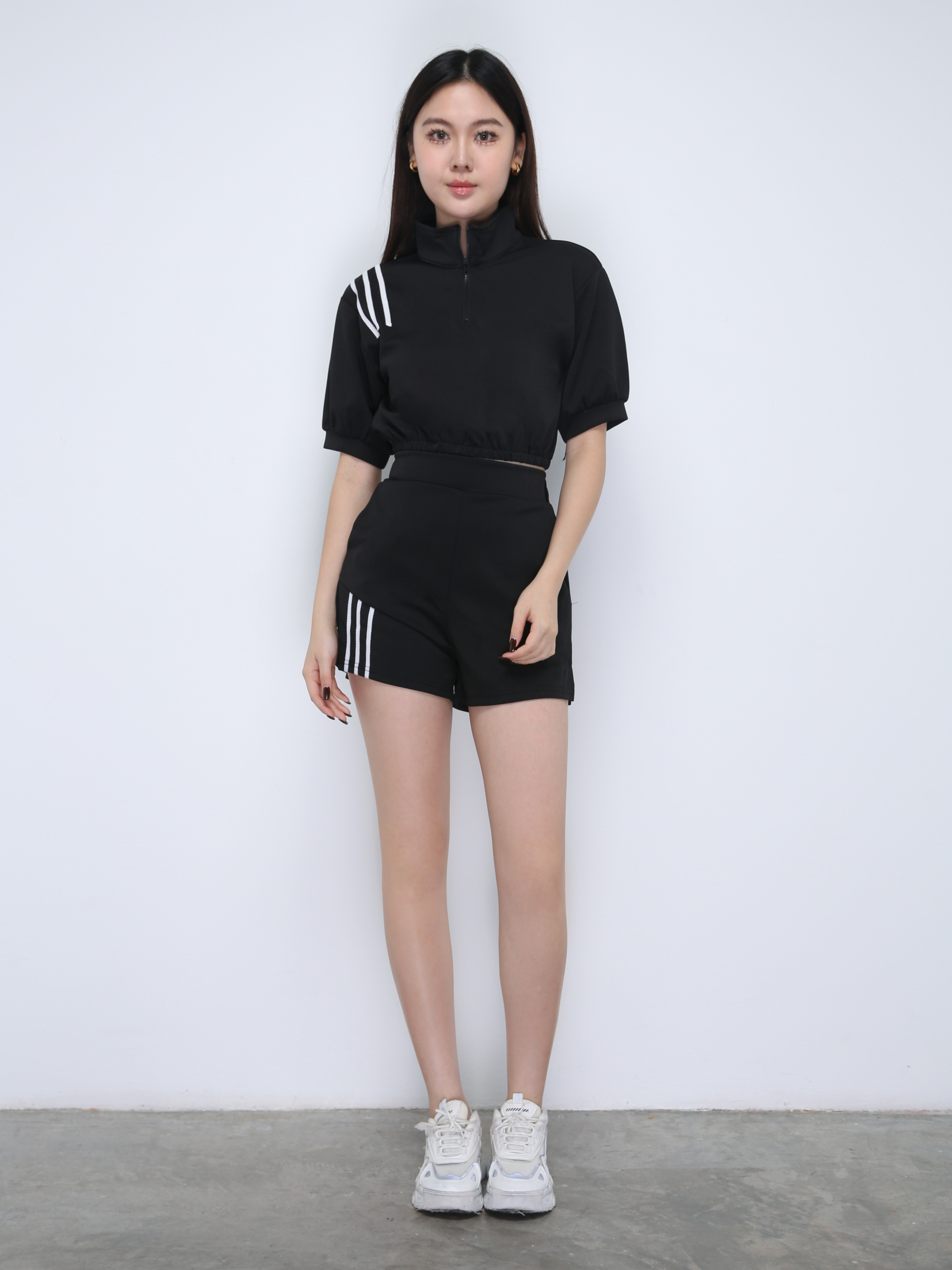 Sport Wear Front Zip With Turtle Neck Set 21813