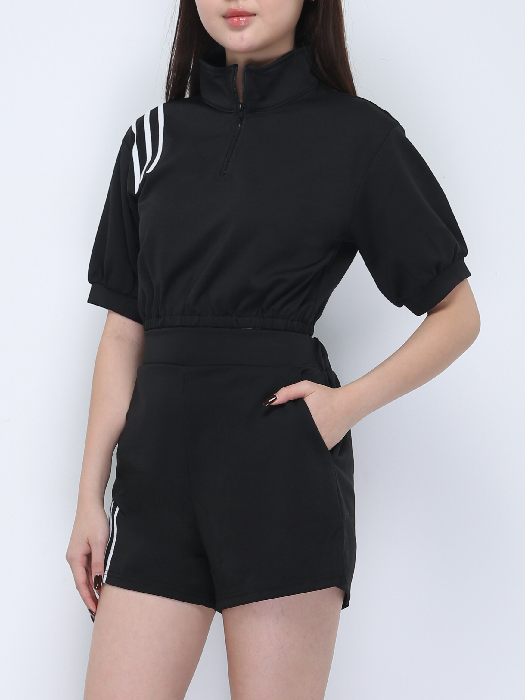 Sport Wear Front Zip With Turtle Neck Set 21813