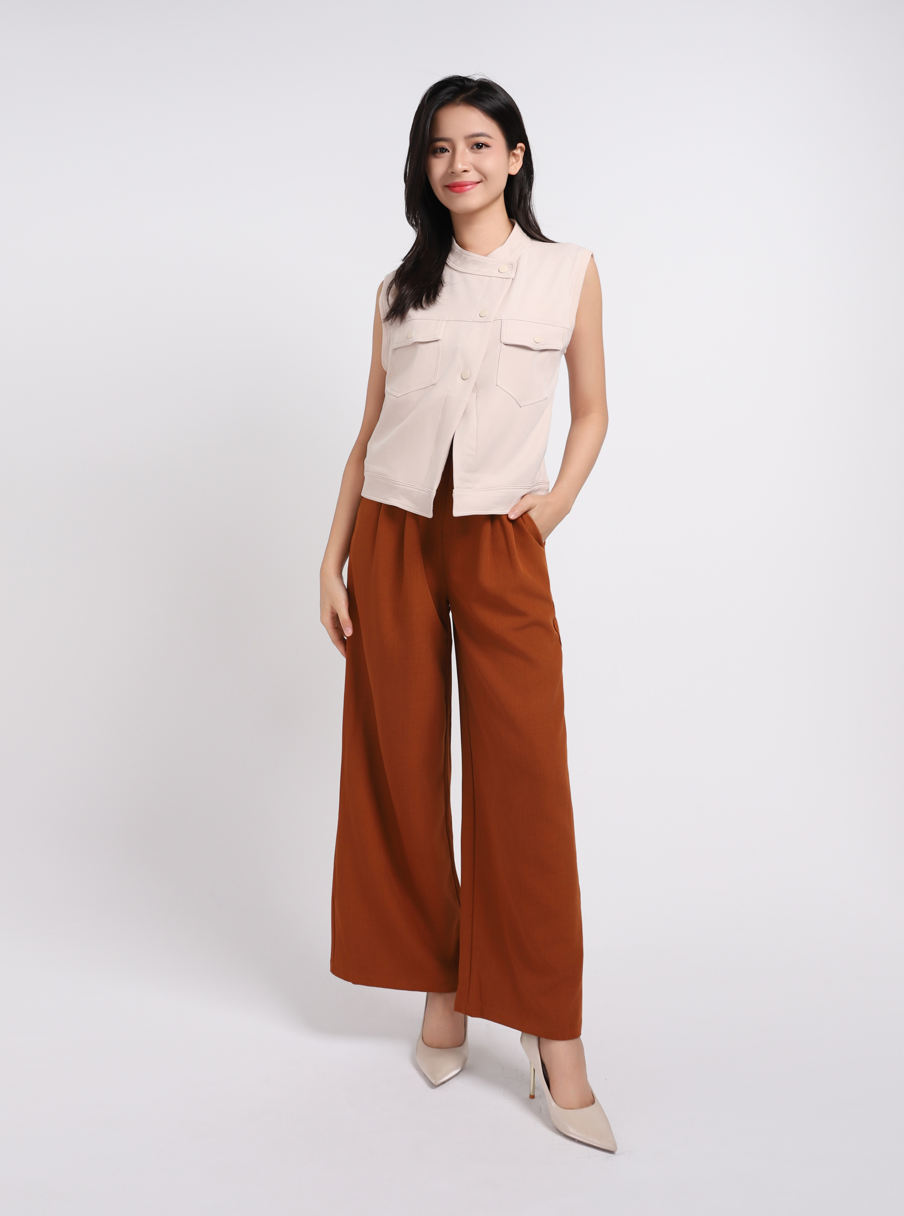 Sleeveless Front Pocket Top 44183